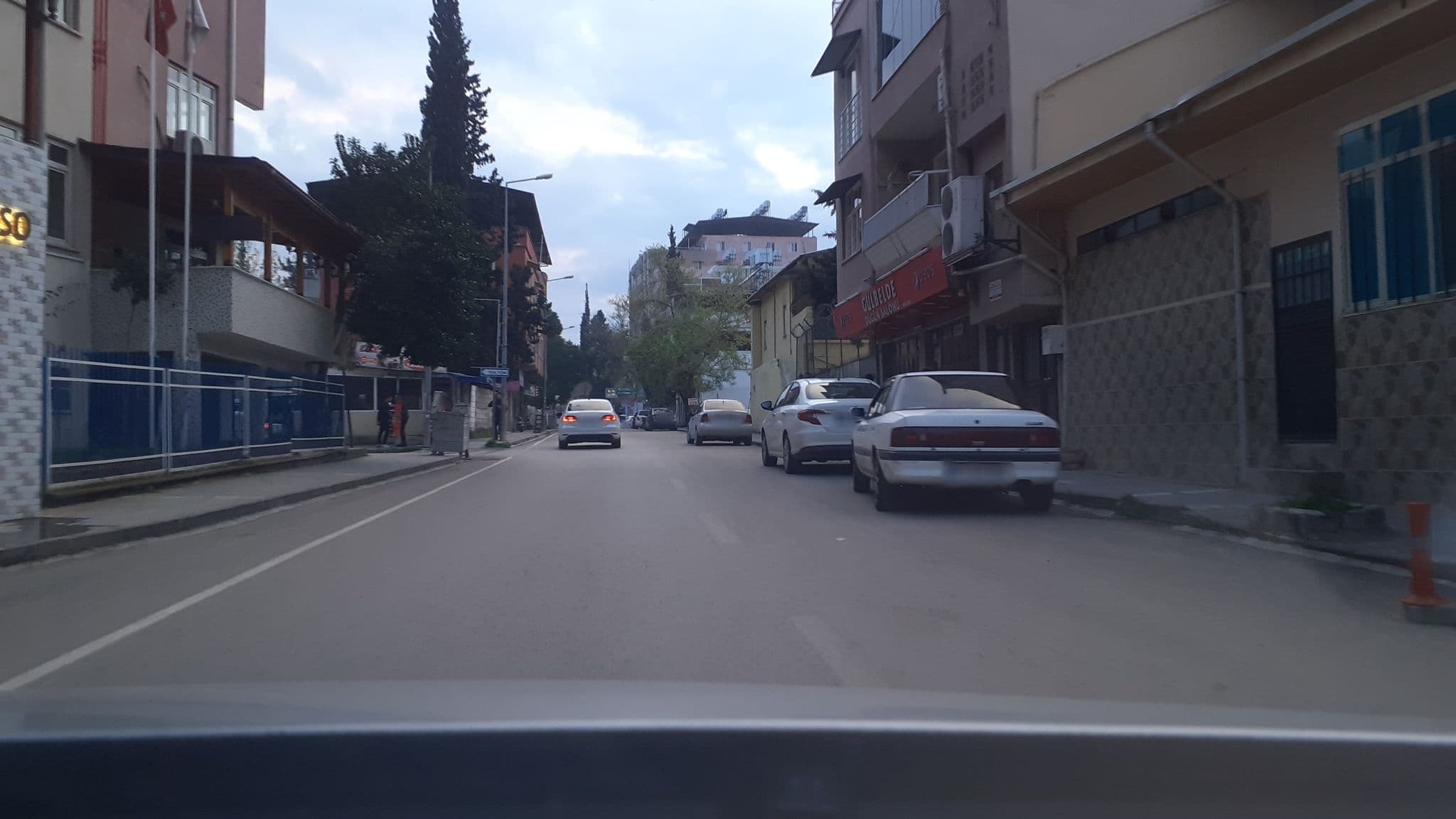 Street view near Kırıkhan Öğretmenevi, Kırıkhan — © ahmettsafaa (CC BY-SA · Mapillary)