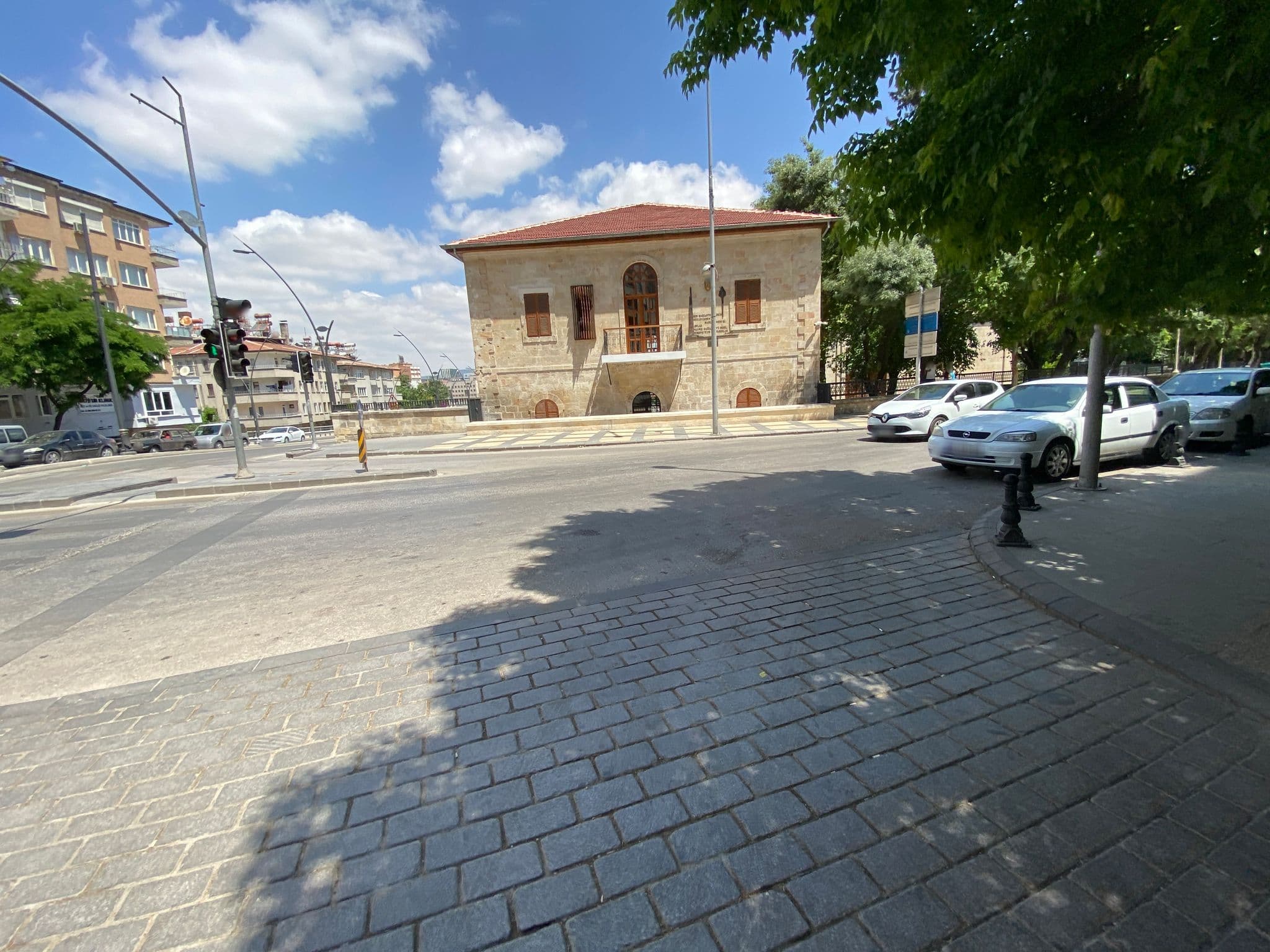 Street view near Nil Hotel Restaurant, Gaziantep — © asturksever (CC BY-SA · Mapillary)