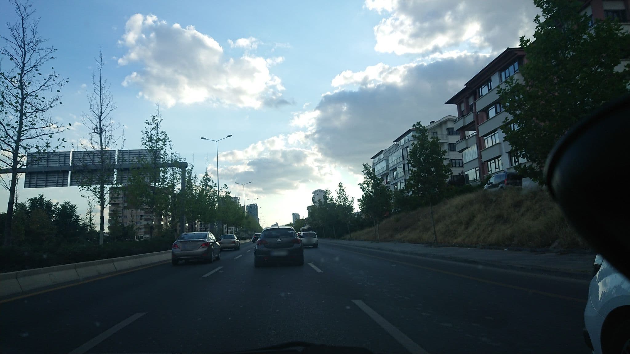 Street view near NO 19 BUTIK OTEL, Gaziosmanpaşa — © kubikanber (CC BY-SA · Mapillary)