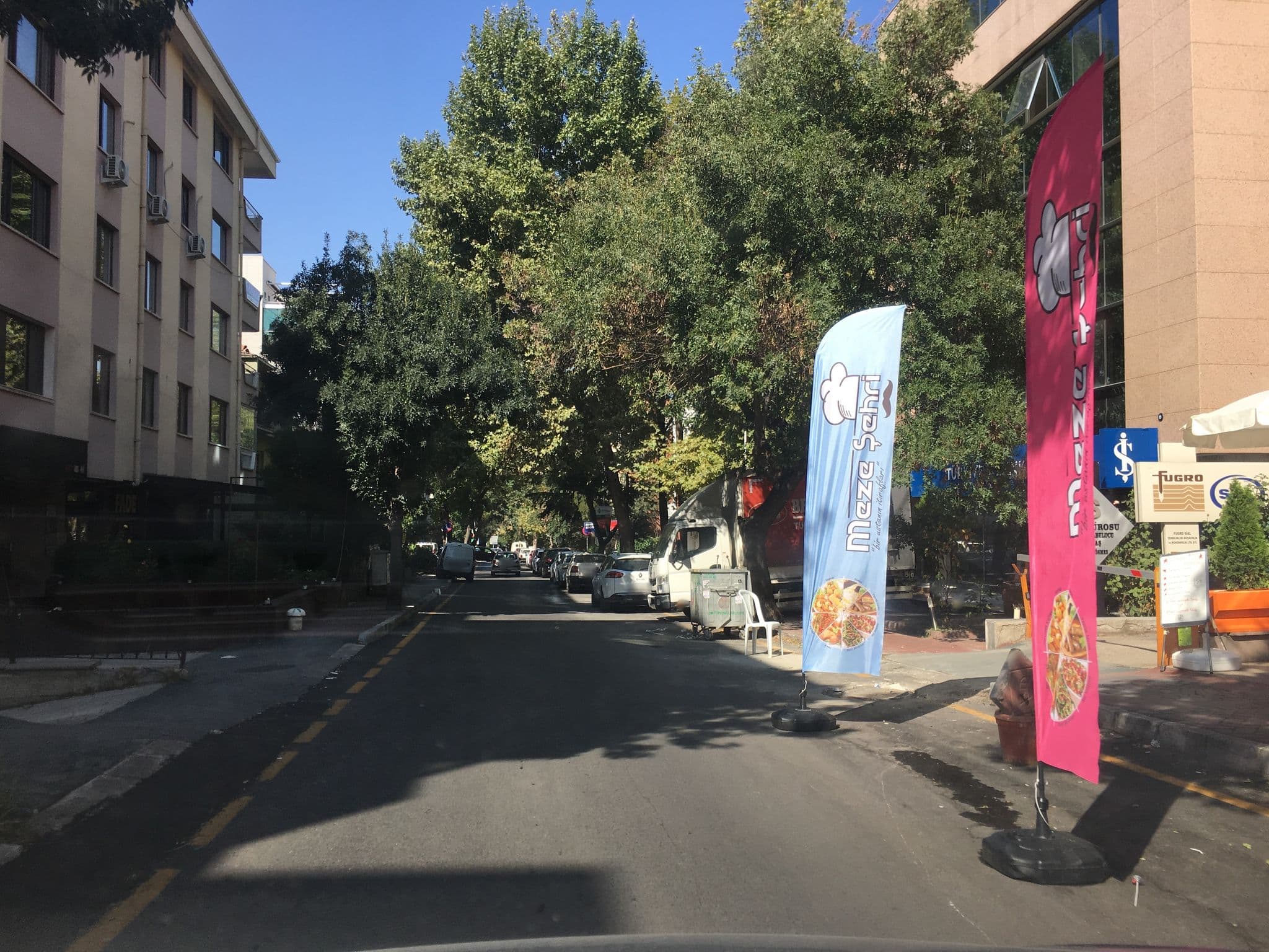 Street view near Farabi Butik Otel, Gaziosmanpaşa — © empty (CC BY-SA · Mapillary)