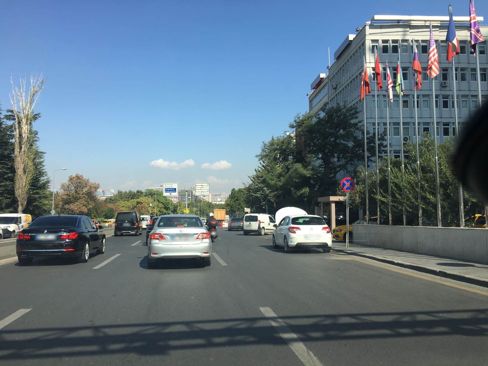Street view near Rixos Breakfast/Restaurant, Kavaklıdere — © empty (CC BY-SA · Mapillary)