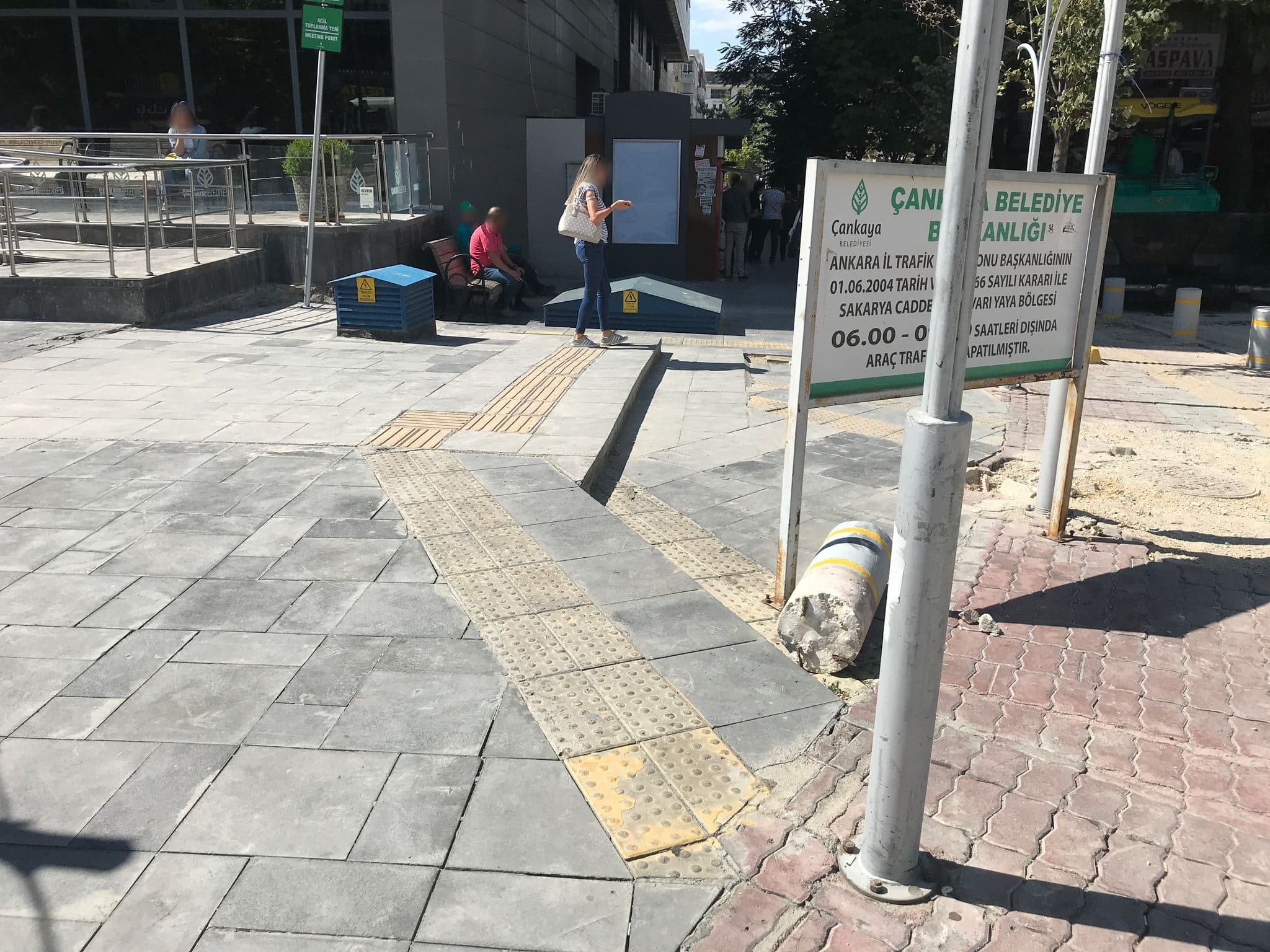 Street view near Ankara Princess Hotel l, Ankara — © nursenyilmaz (CC BY-SA · Mapillary)