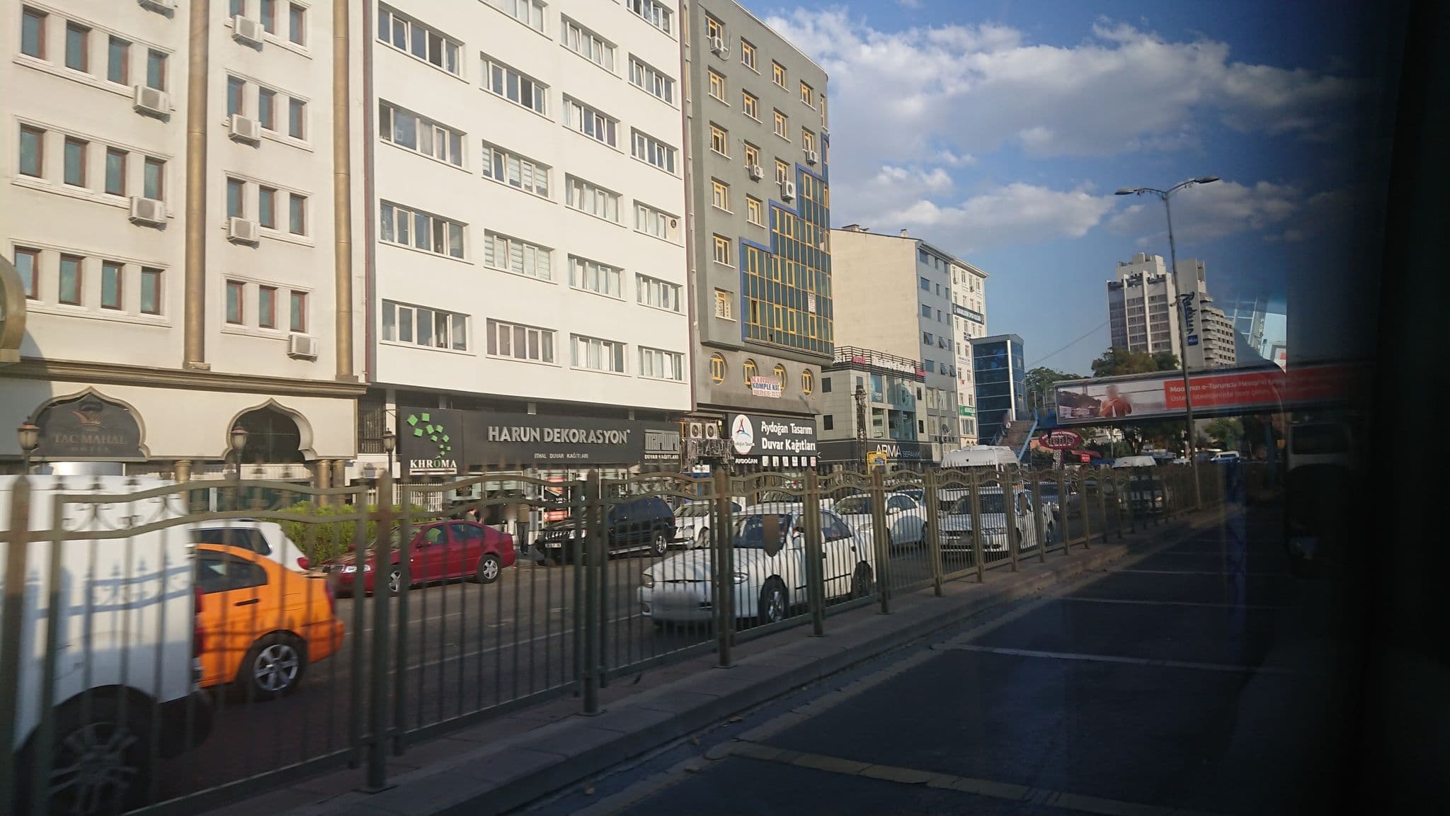 Street view near Taçmahal otel, Mebusevleri — © kubikanber (CC BY-SA · Mapillary)