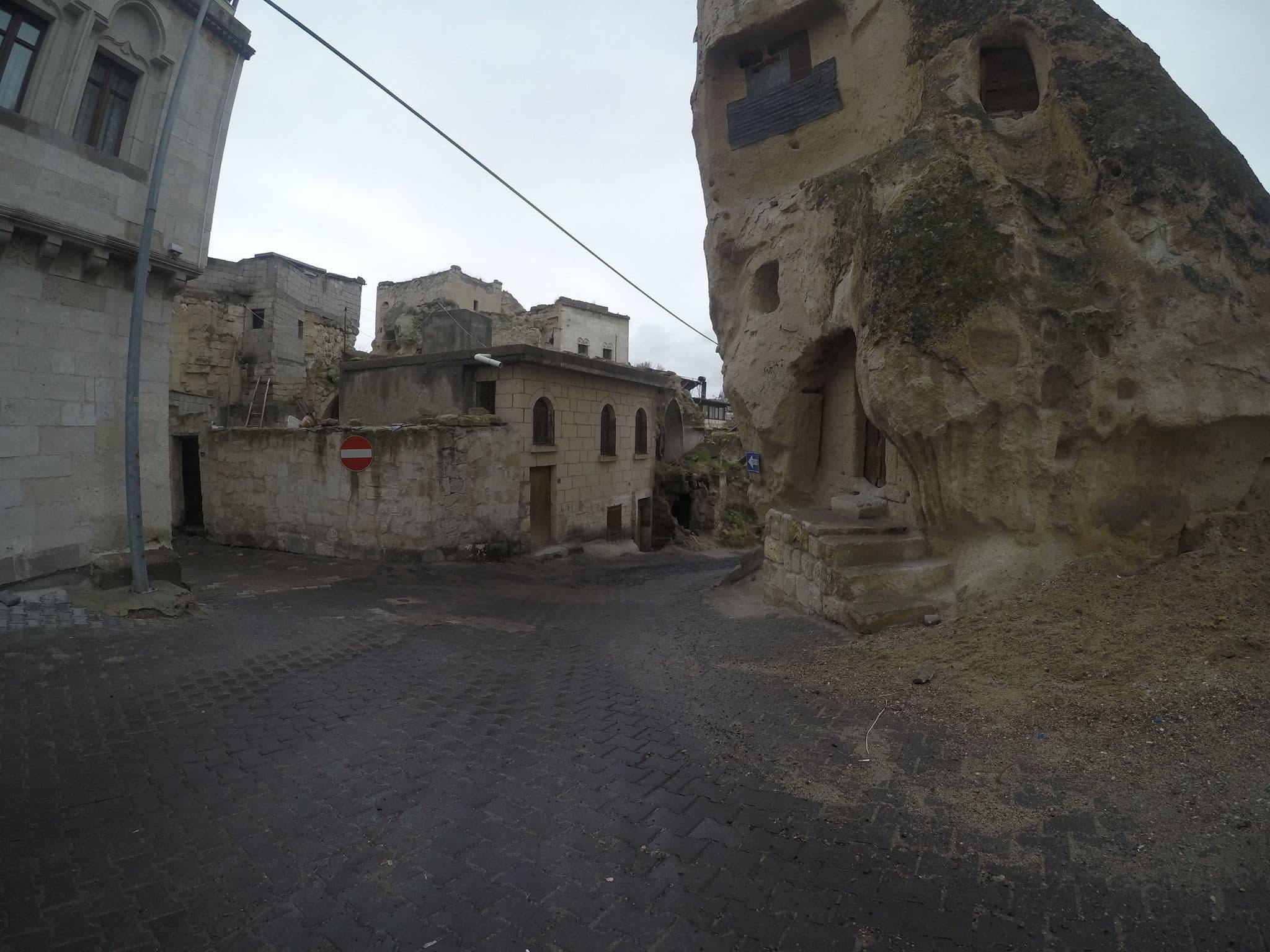 Street view near Risus Cave Hotel, Göreme — © chrisbeddow (CC BY-SA · Mapillary)