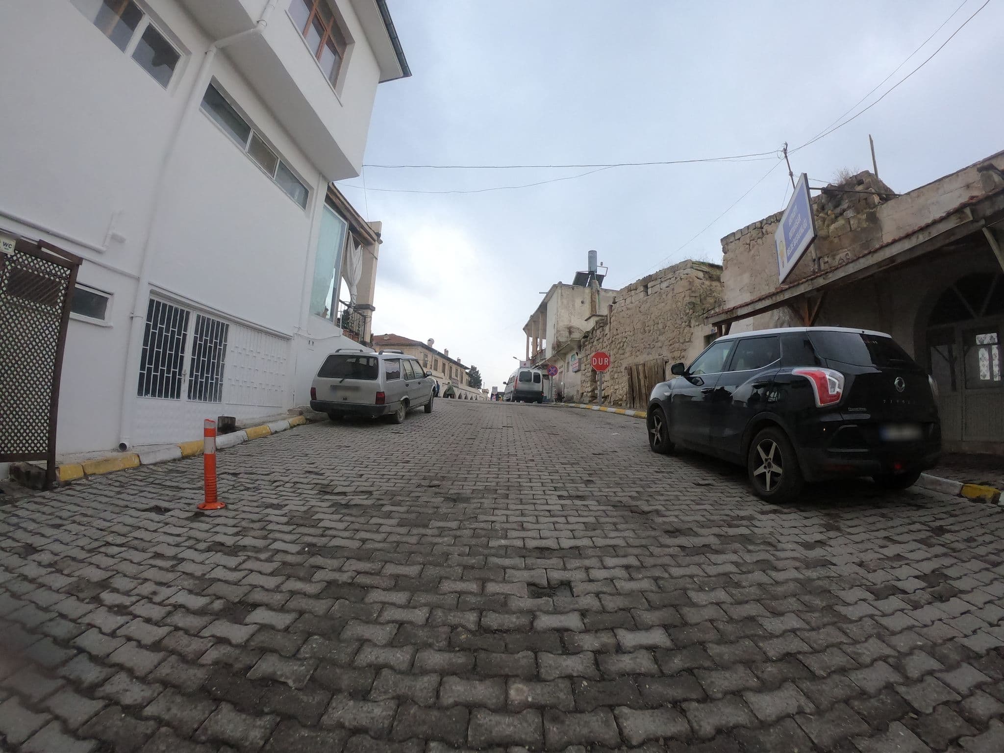 Street view near Taşlardan Evler Butik Otel, Göreme — © chrisbeddow (CC BY-SA · Mapillary)
