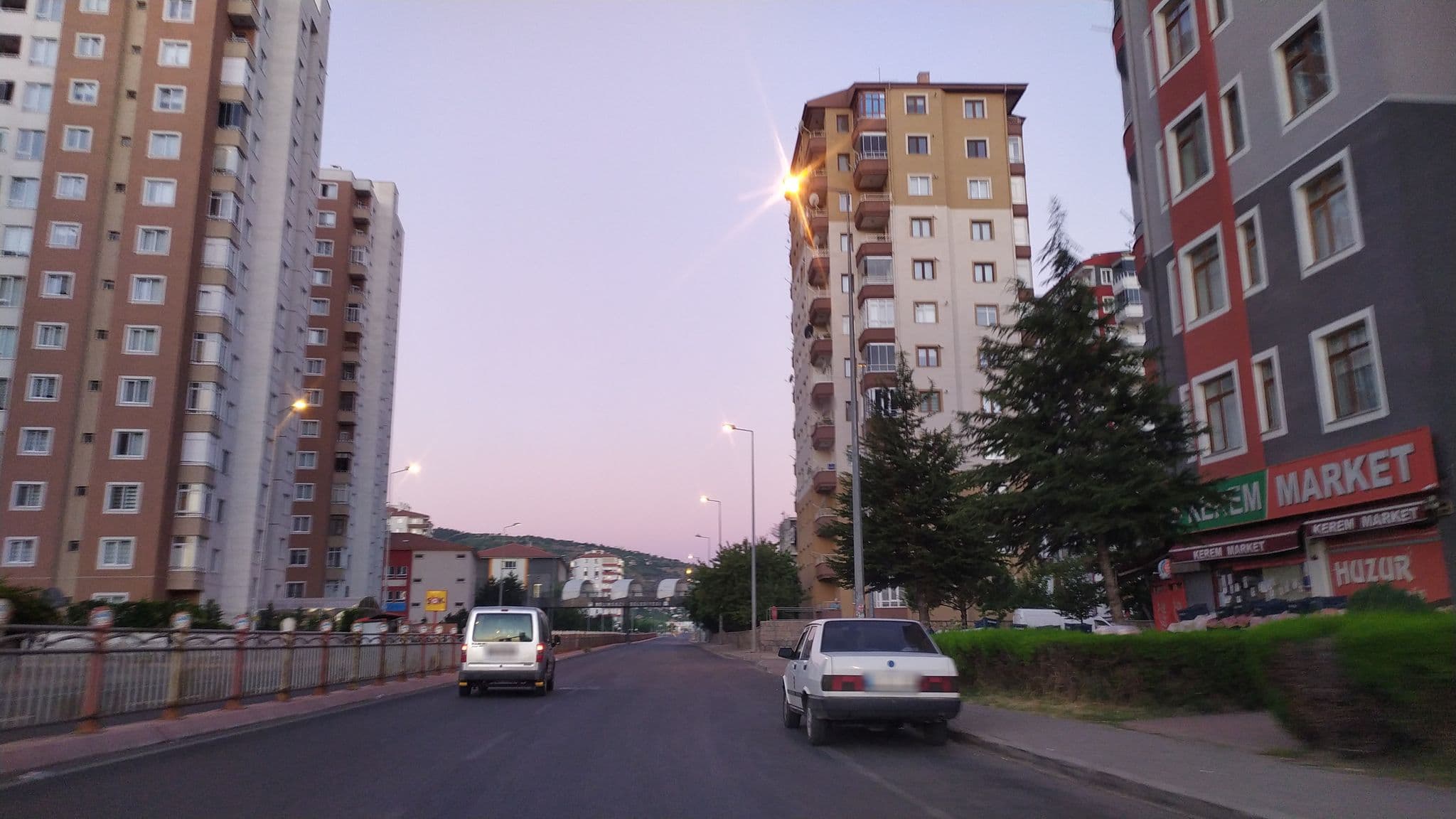 Street view near Efra Residence & Hotel, Kayseri — © ozenharun (CC BY-SA · Mapillary)