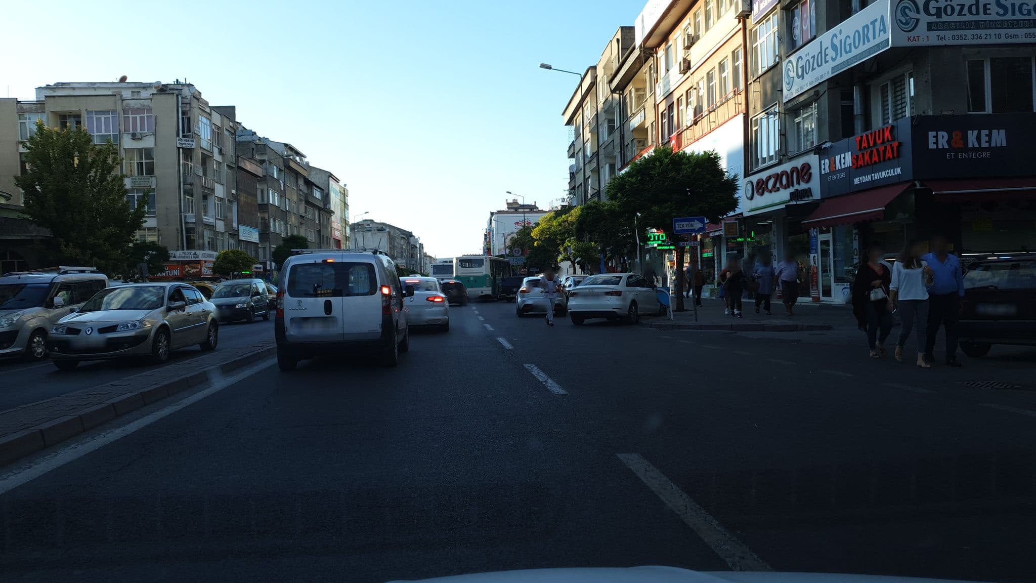 Street view near La Casa Otel Kayseri, Kayseri — © esmerboy (CC BY-SA · Mapillary)