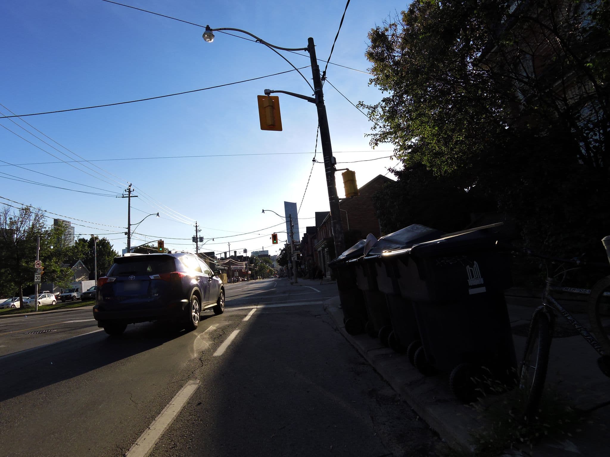 Street view near Pimblett's Downtown Toronto Bed and Breakfast, Regent Park — © kevo (CC BY-SA · Mapillary)
