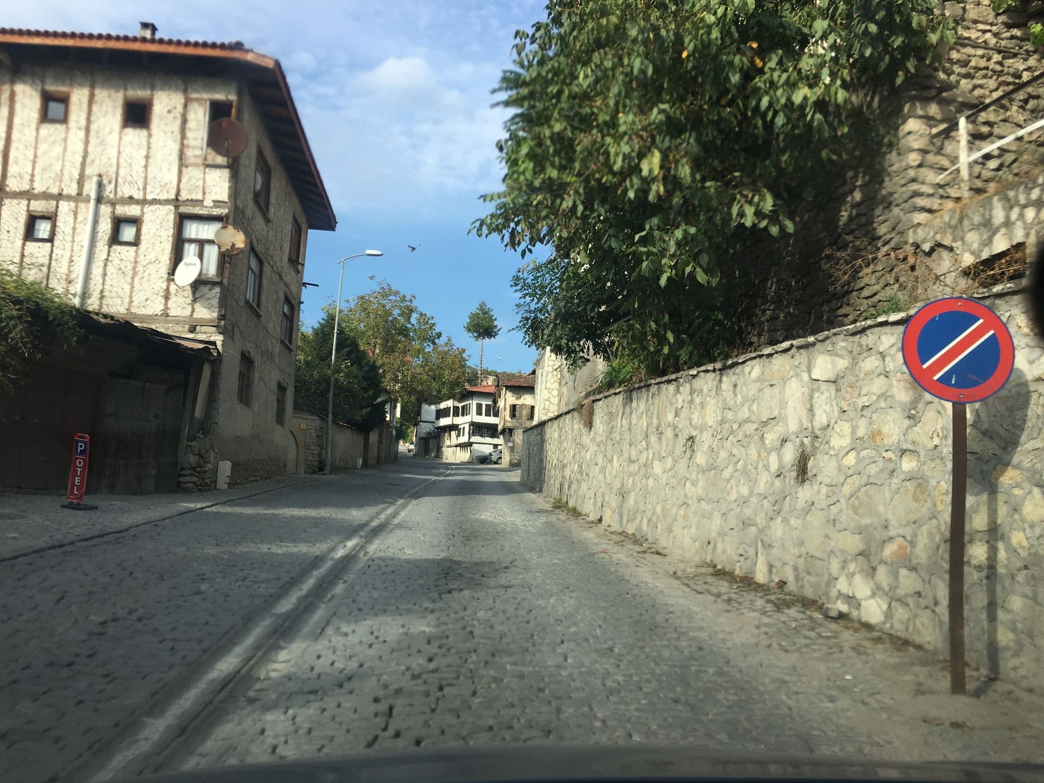 Street view near Asmalı Konak Otel, Safranbolu — © empty (CC BY-SA · Mapillary)