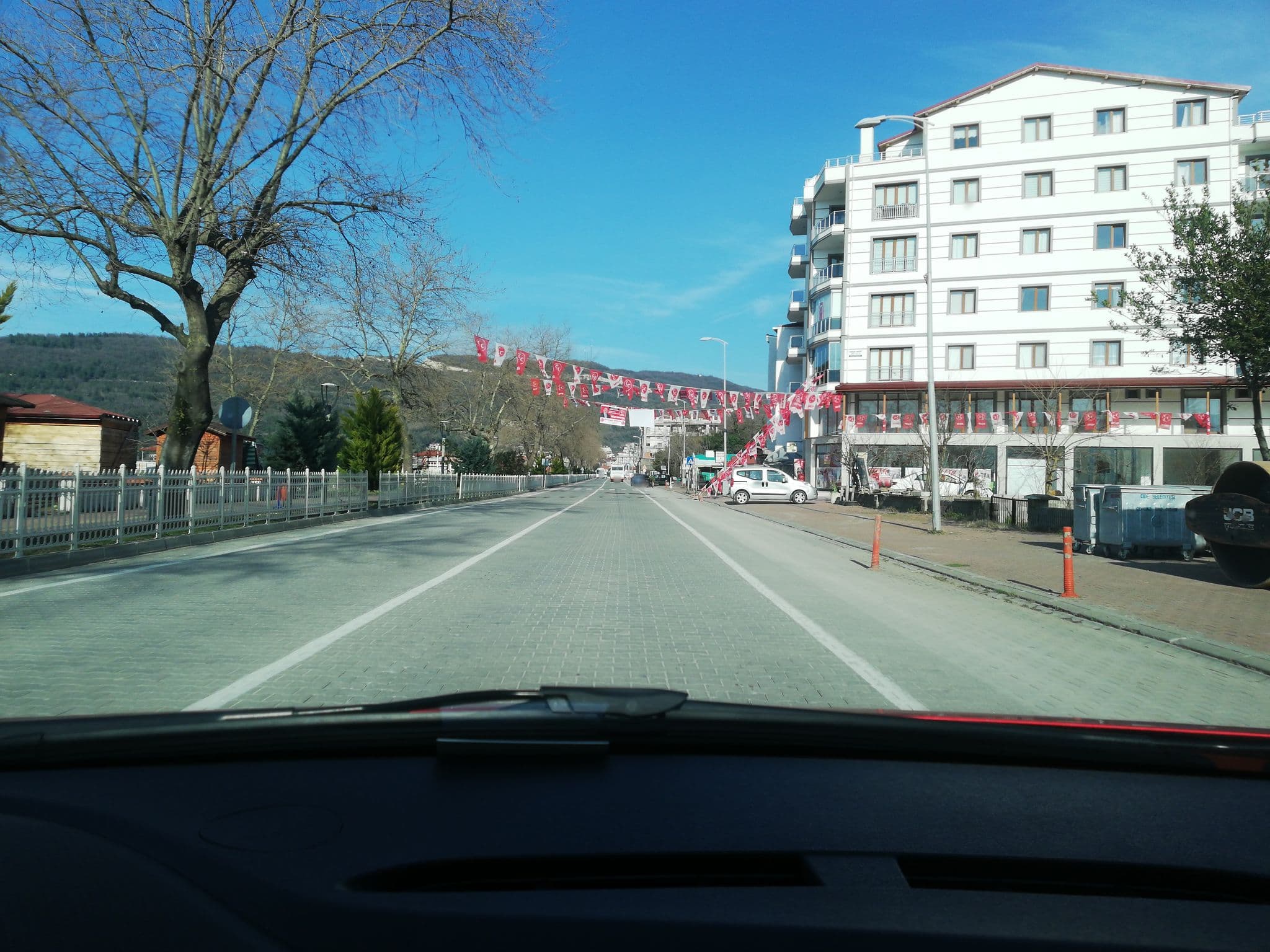 Street view near Çalım Pansiyon, Cide — © sefaonur (CC BY-SA · Mapillary)