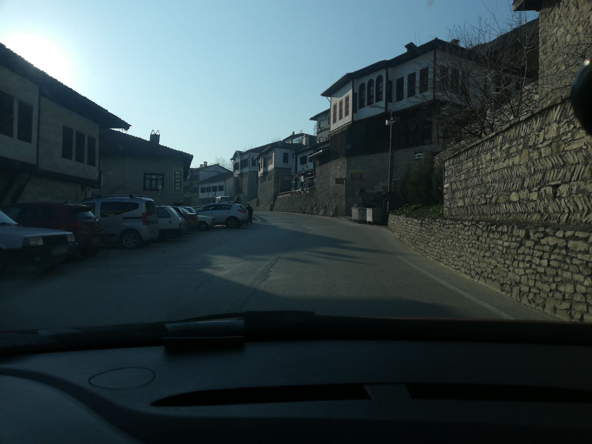 Street view near Karabük Üniversitesi Konak Hotel, Safranbolu — © sefaonur (CC BY-SA · Mapillary)