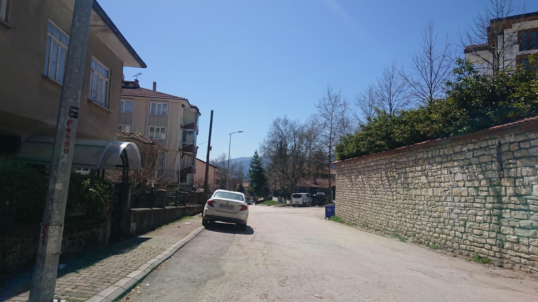 Street view near Safranbolu Hilton Garden Inn Açık Havuz, Safranbolu — © kubikanber (CC BY-SA · Mapillary)