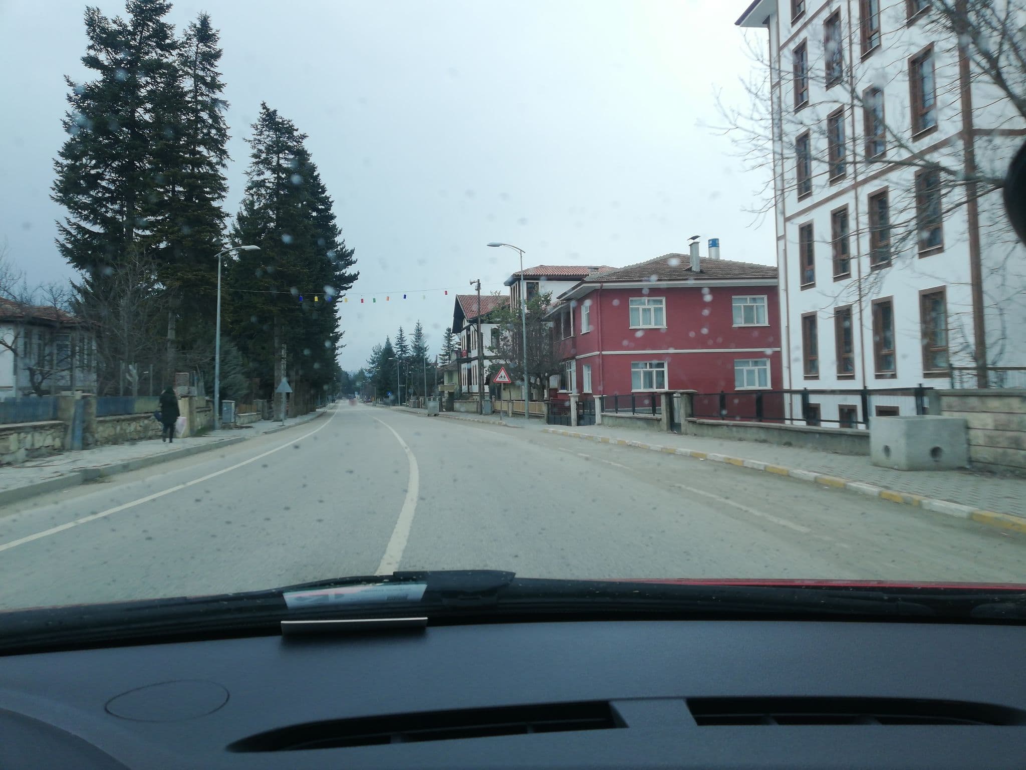 Street view near Kastamonu Mütevelli Otel, Daday — © sefaonur (CC BY-SA · Mapillary)