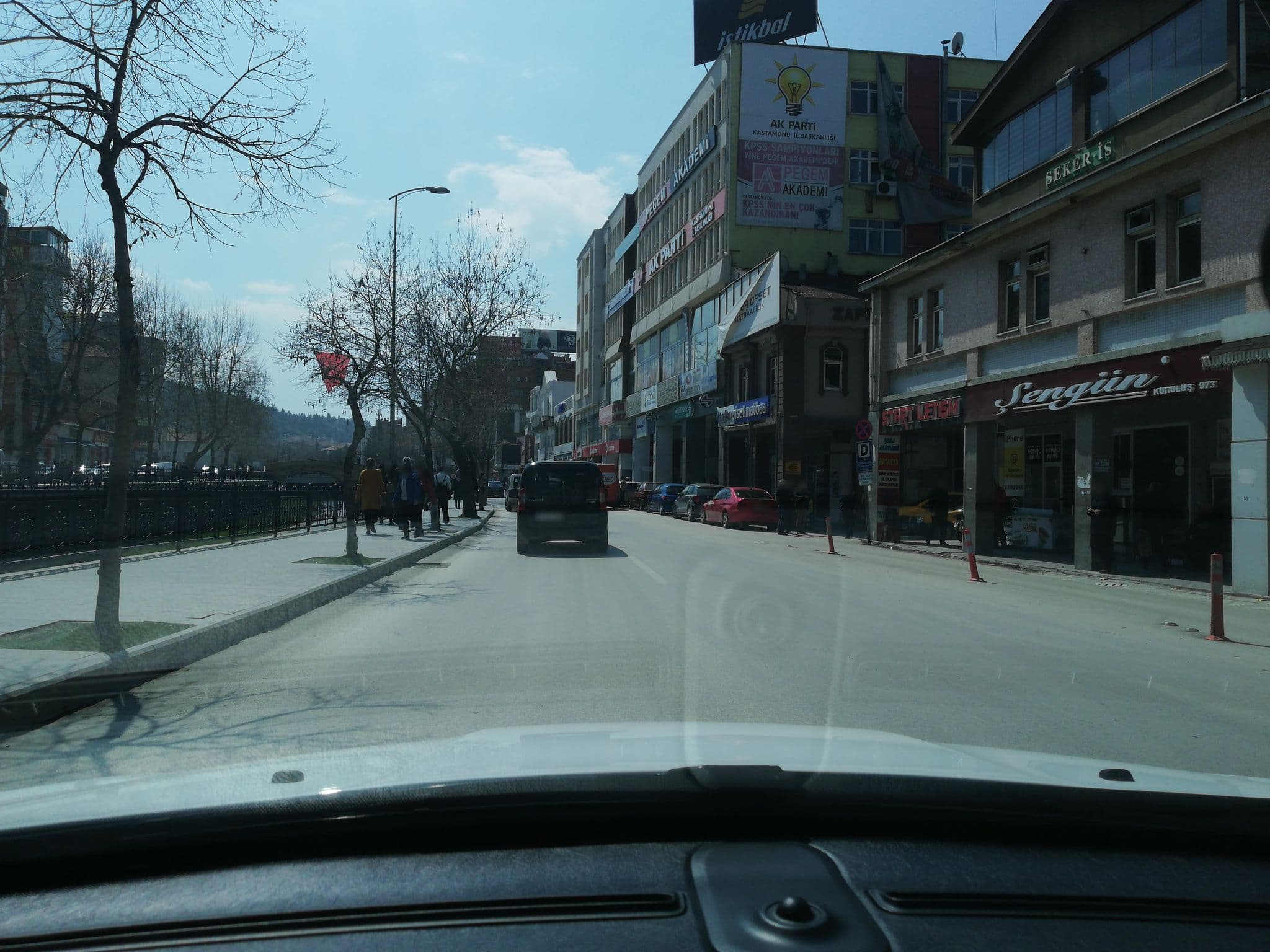 Street view near Kale Otel, Kastamonu — © sefaonur (CC BY-SA · Mapillary)