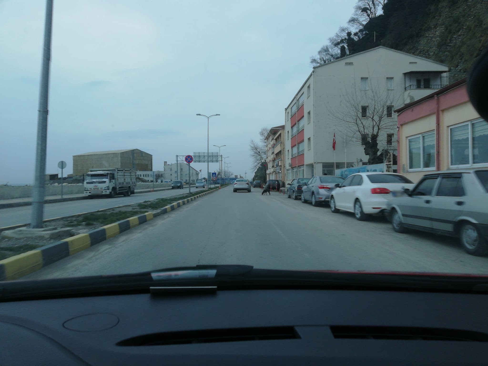 Street view near Mavi Deniz, İnebolu — © sefaonur (CC BY-SA · Mapillary)