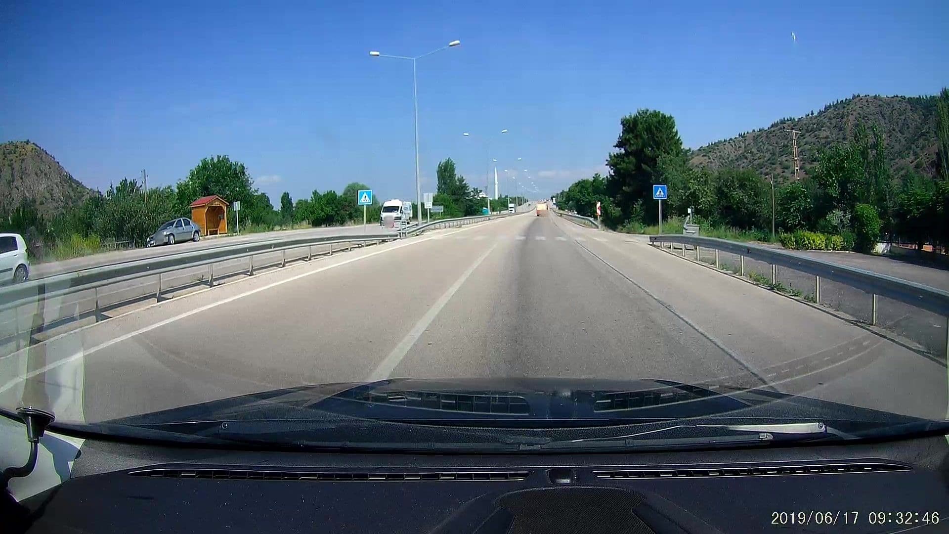 Street view near Garden Otel Amasya, Amasya — © healixx (CC BY-SA · Mapillary)