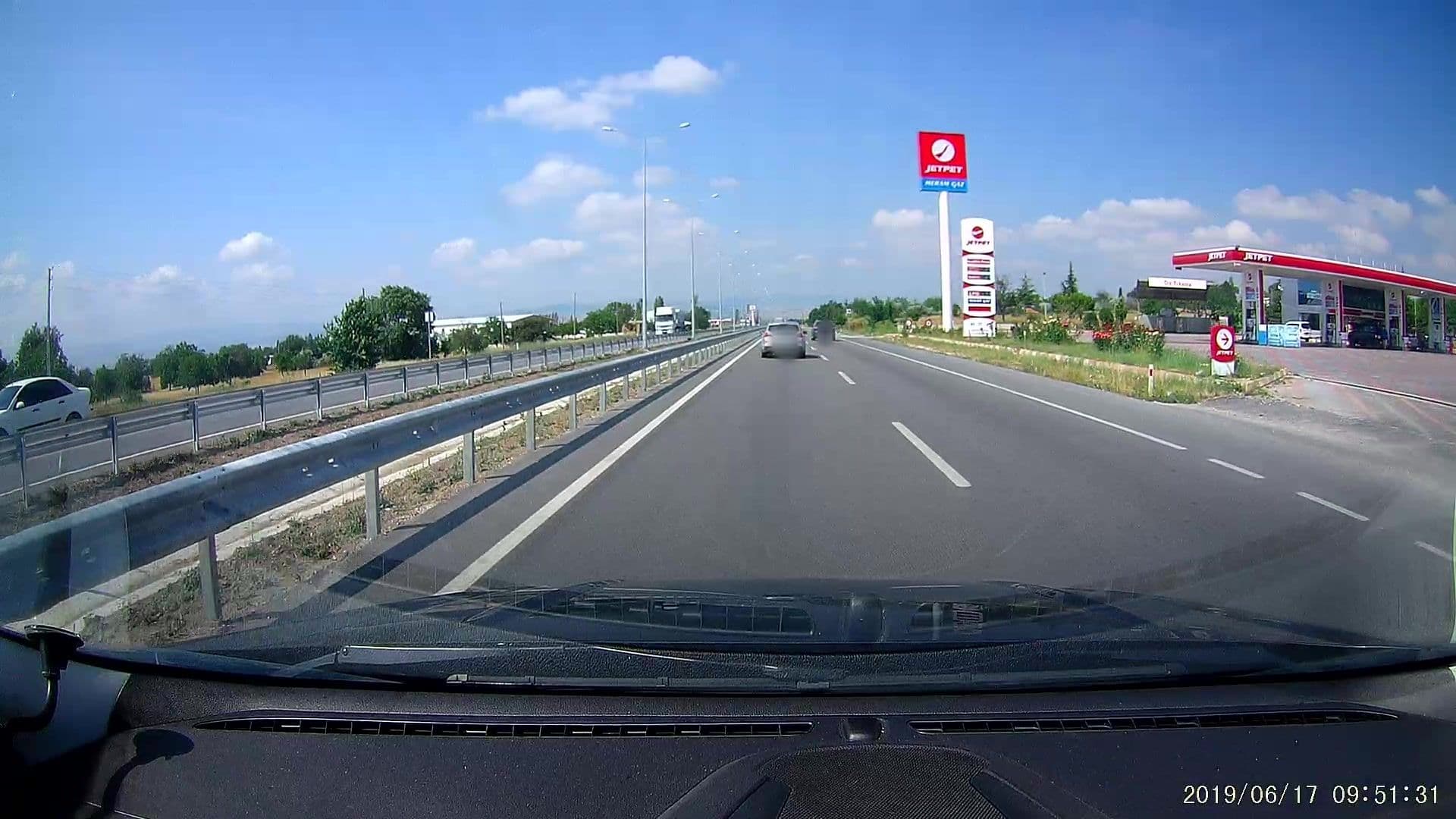 Street view near Four Season Hotel & Restaurant, Merzifon — © healixx (CC BY-SA · Mapillary)