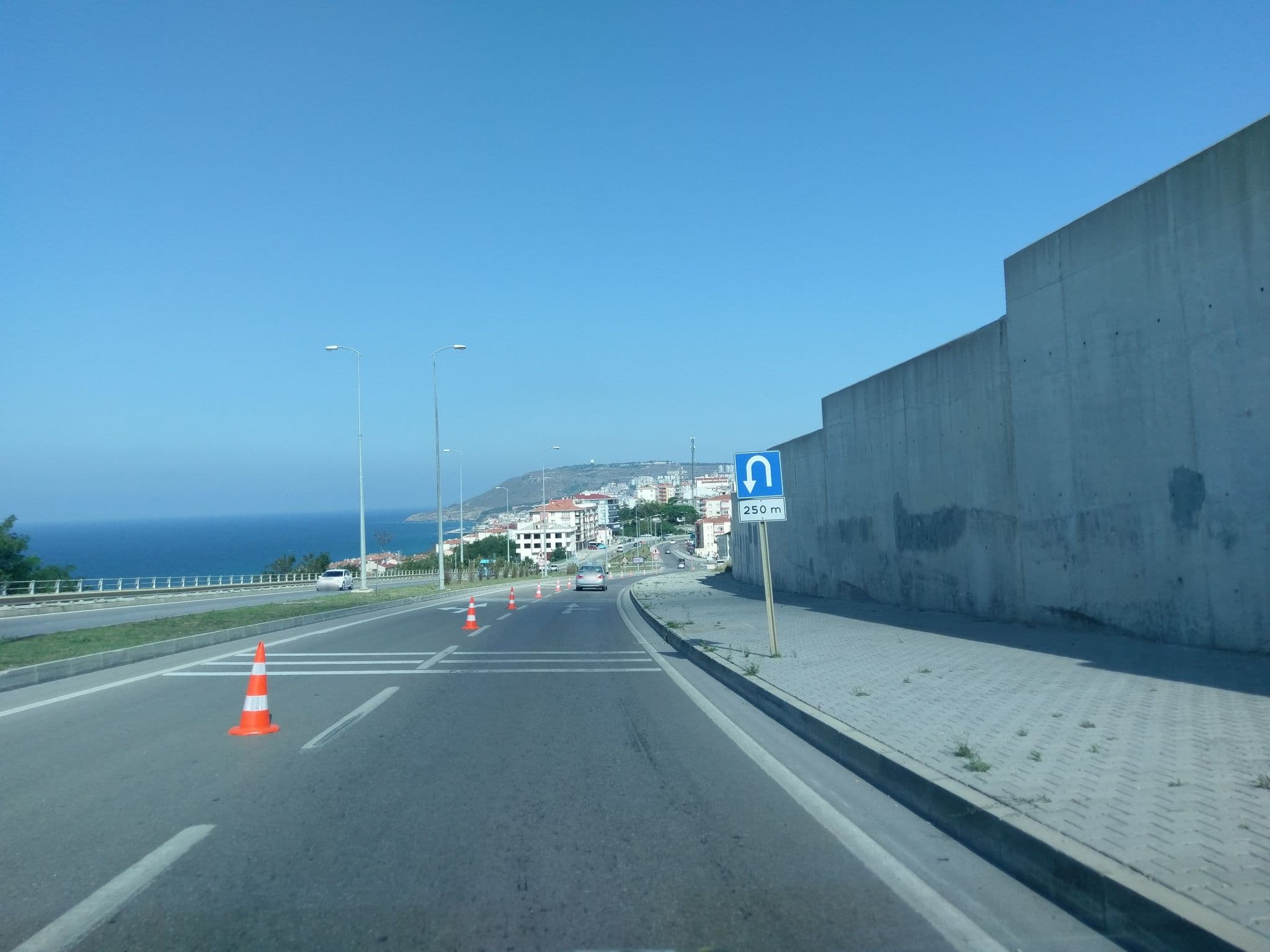 Street view near Antalya, Sinop — © ozkanilyasaksu (CC BY-SA · Mapillary)