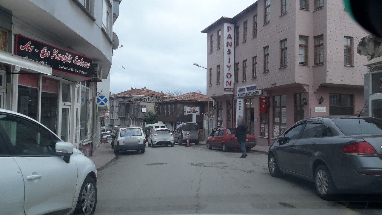 Street view near Çınarlar Pansiyon, Sinop — © 12volt (CC BY-SA · Mapillary)
