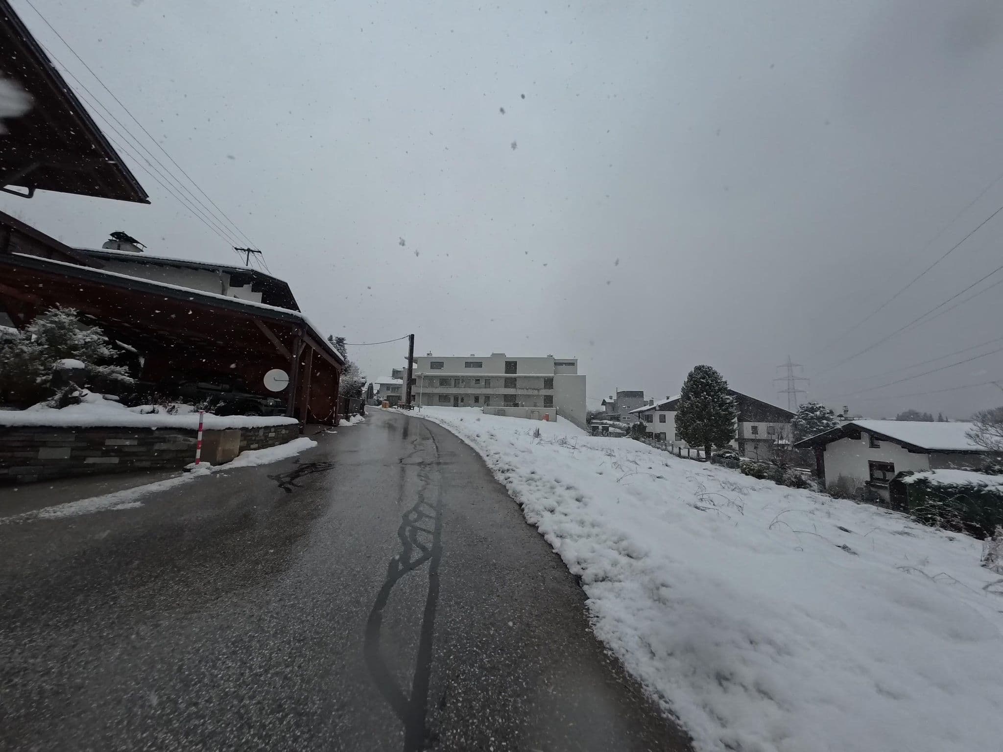 Street view near Haus Daniela, Götzens — © voyage-hors-saison (CC BY-SA · Mapillary)