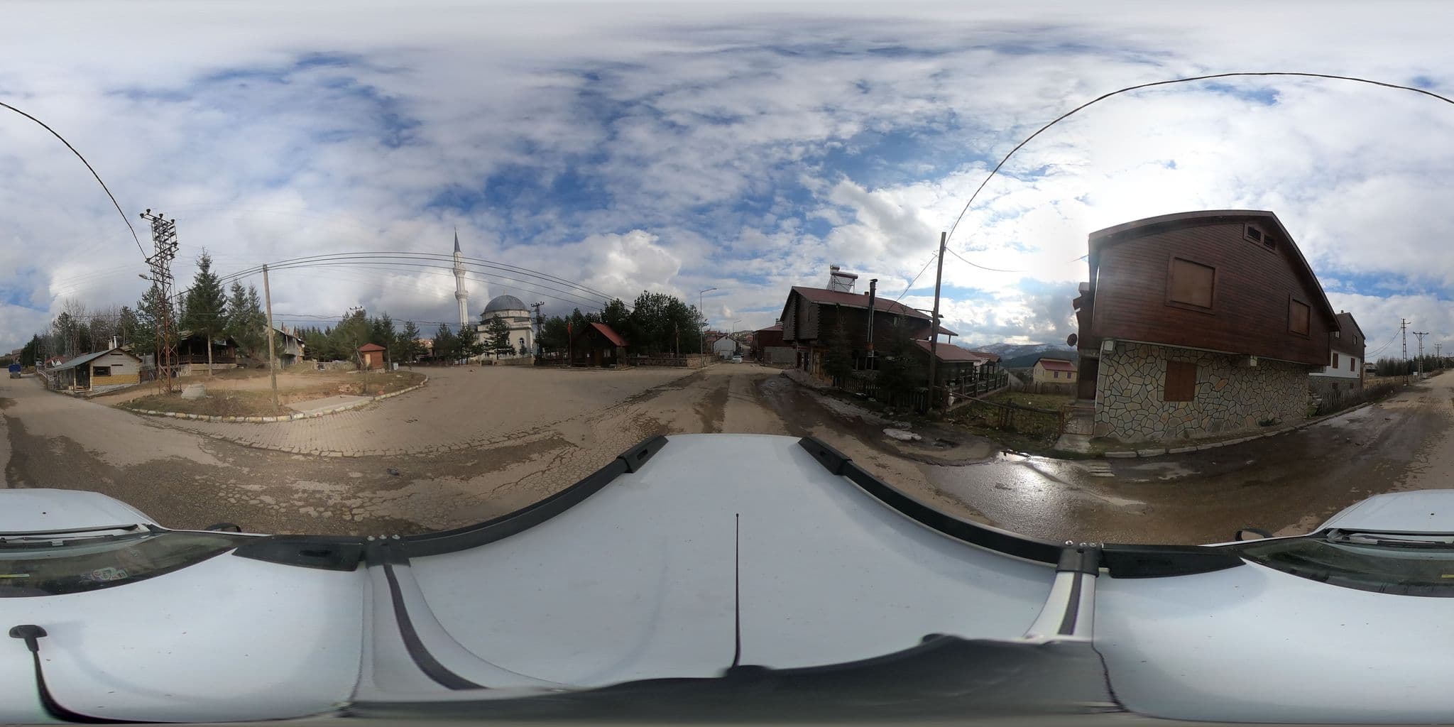 Street view near Şener Dinlenme Tesisleri Restaurant Ve Motel, Mesudiye — © cbsordu (CC BY-SA · Mapillary)