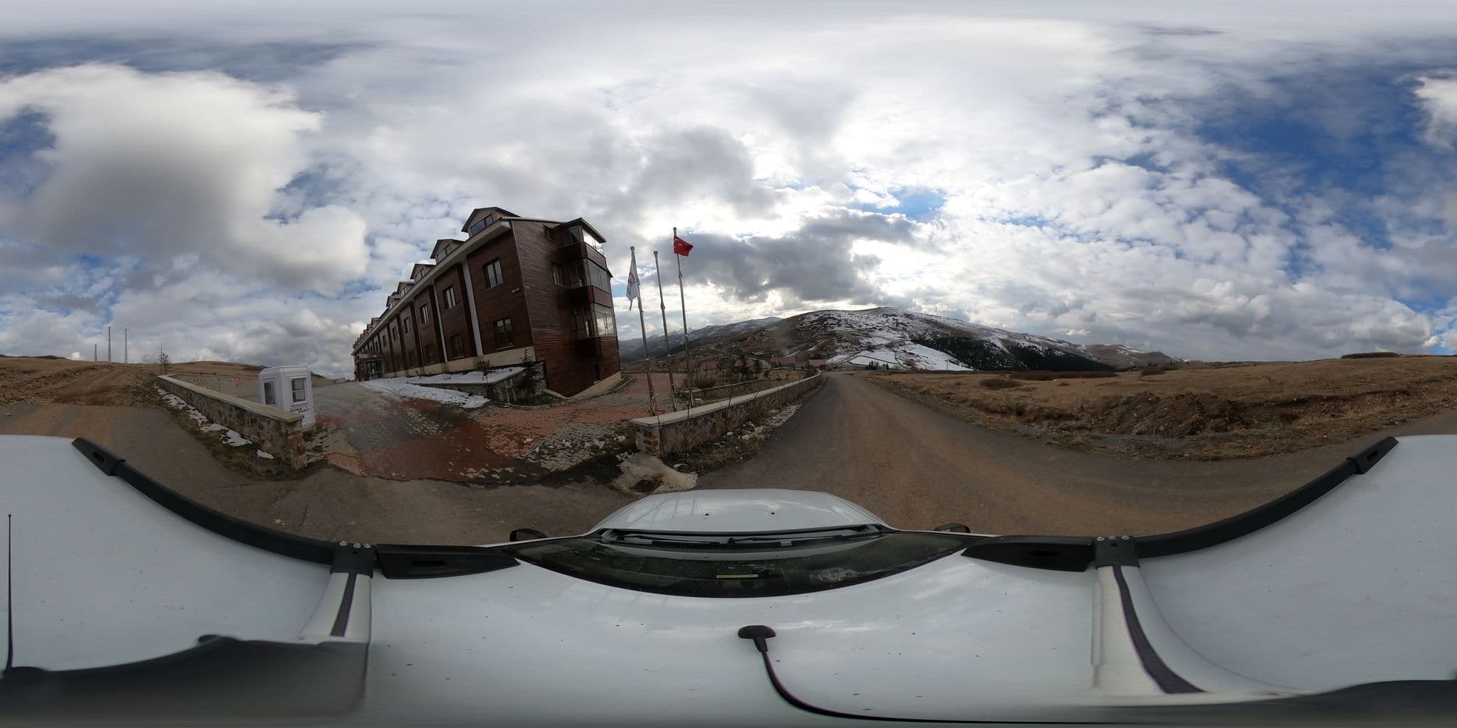 Street view near Çambaşı Otel, Mesudiye — © cbsordu (CC BY-SA · Mapillary)