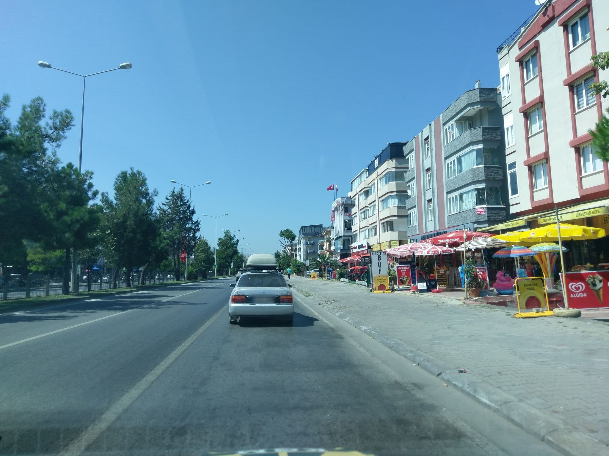 Street view near Yancık's 5 + 1 Hotel's, Samsun — © ozkanilyasaksu (CC BY-SA · Mapillary)