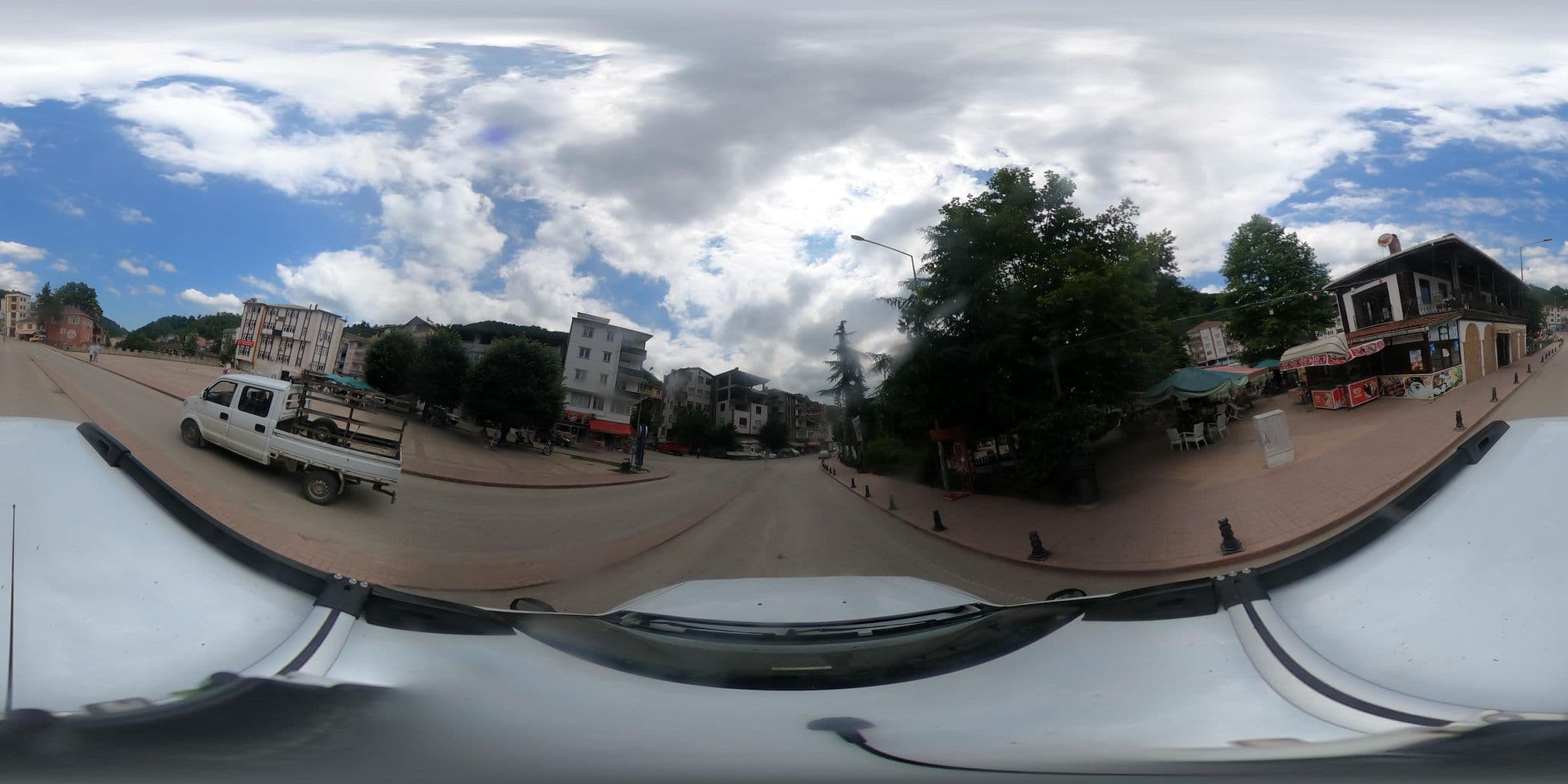 Street view near Salim Palace Hotel, İkizce — © cbsordu (CC BY-SA · Mapillary)