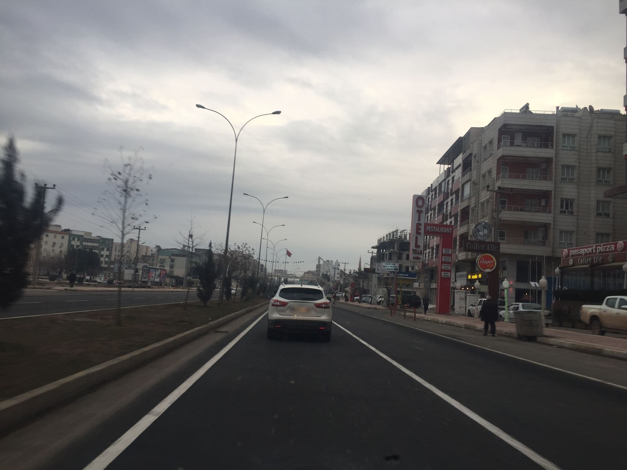 Street view near Maridin Otel Mardin, Viranşehir — © sessiznotalar (CC BY-SA · Mapillary)
