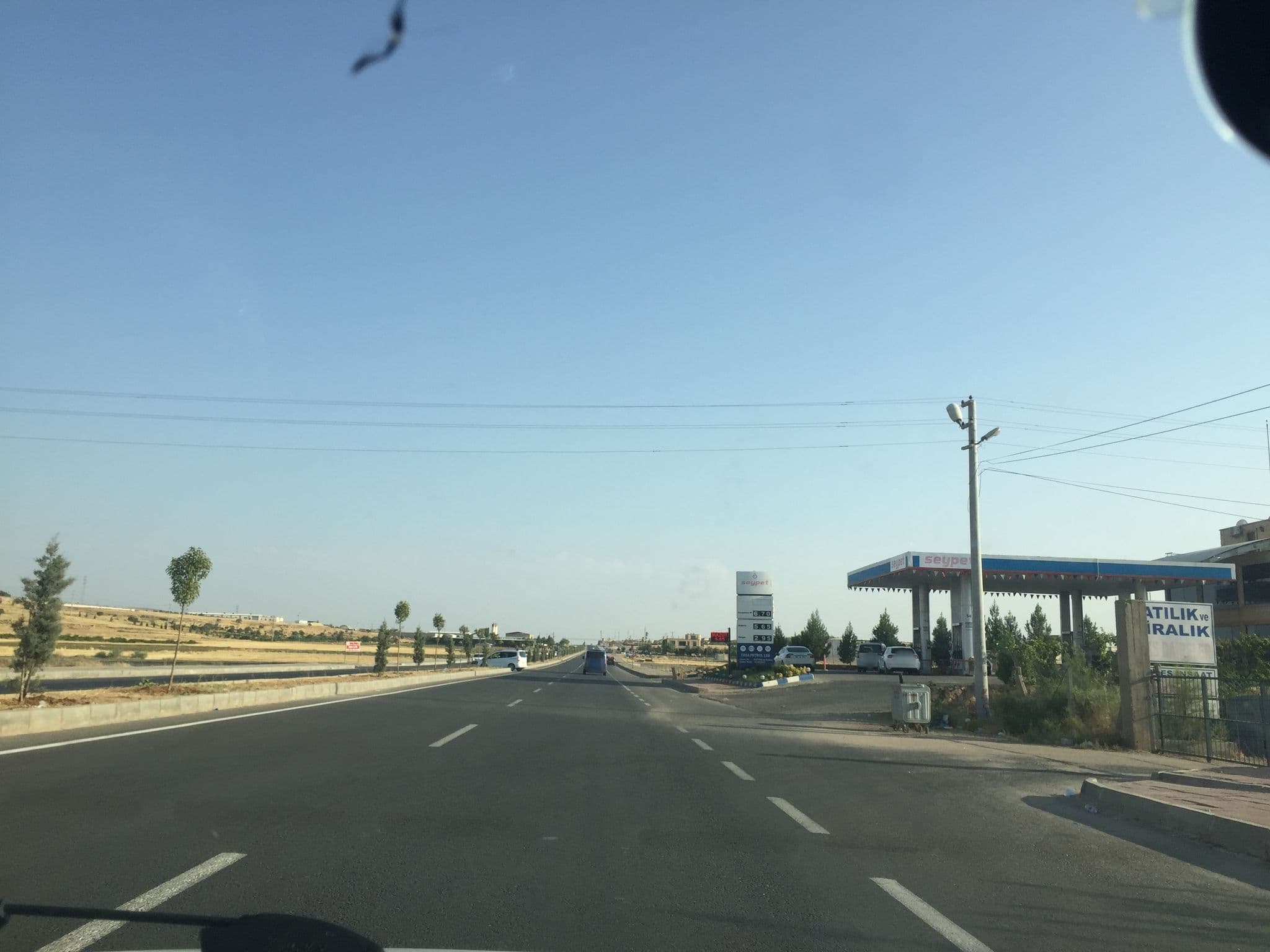 Street view near MİDYAT KERVAN OTEL, Midyat — © sessiznotalar (CC BY-SA · Mapillary)