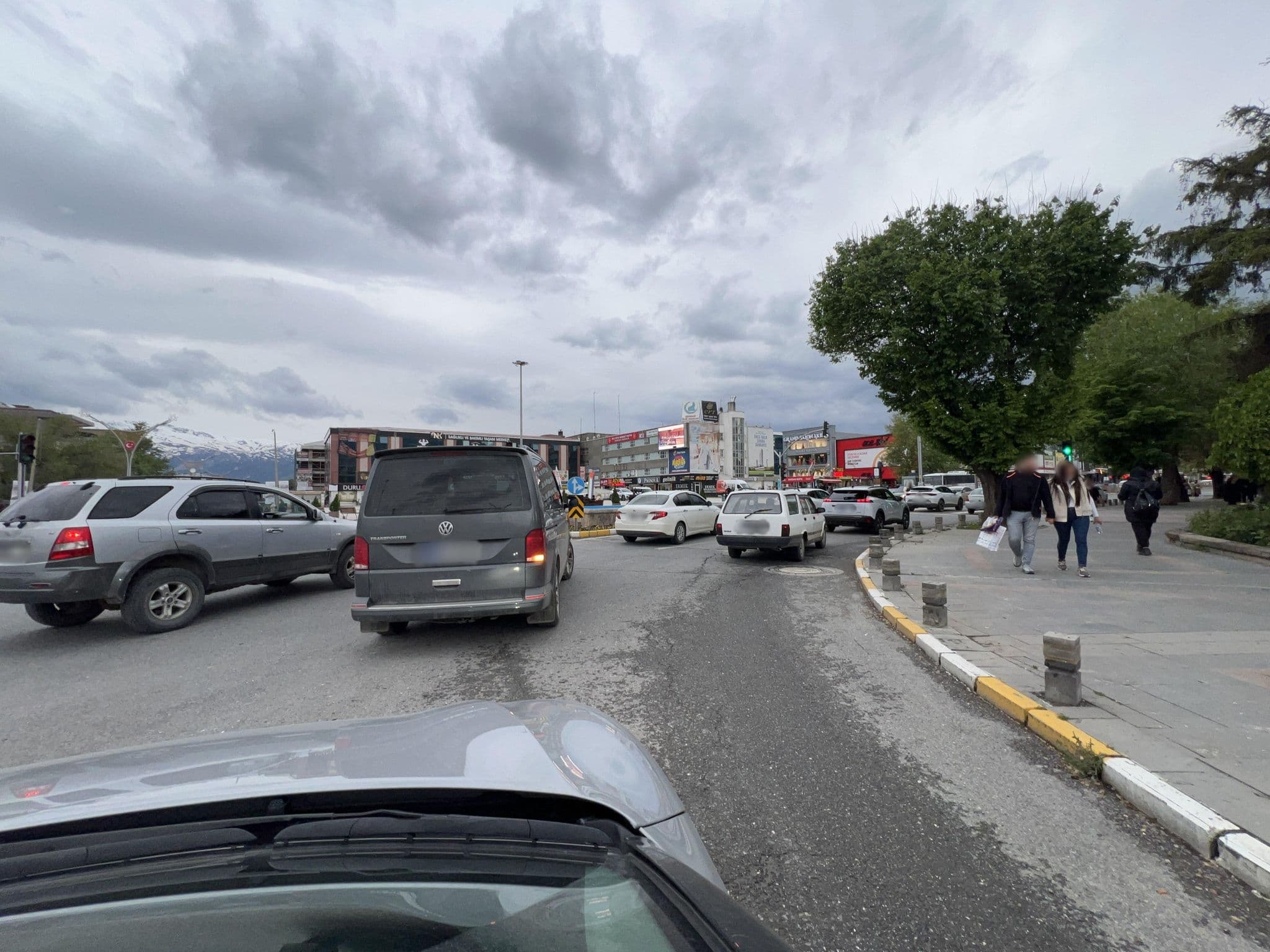 Street view near Erzincan Ptt Misafirhanesi, Erzincan — © sunsetfly (CC BY-SA · Mapillary)