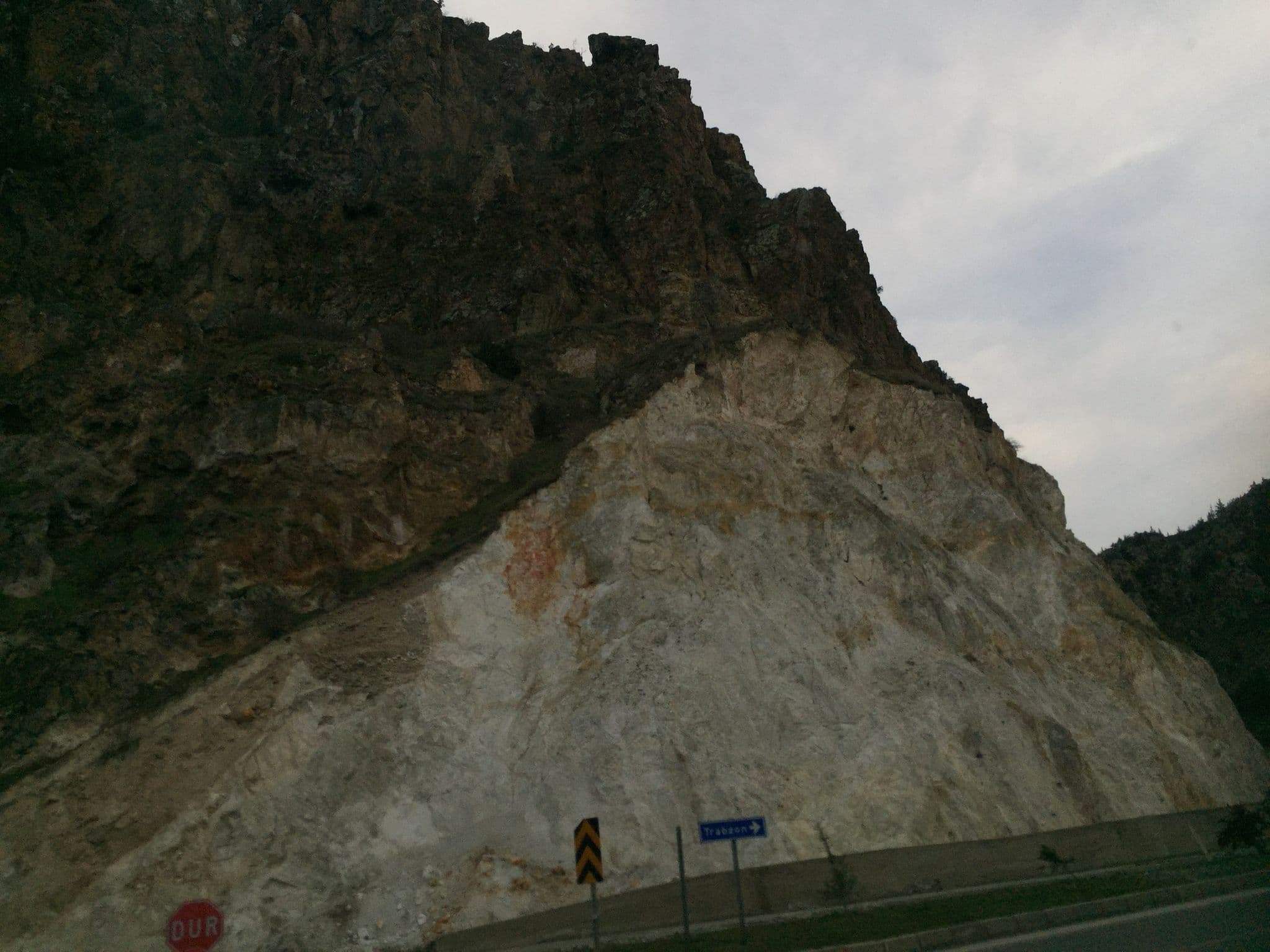 Street view near Kale Otel, Torul — © enestaha (CC BY-SA · Mapillary)