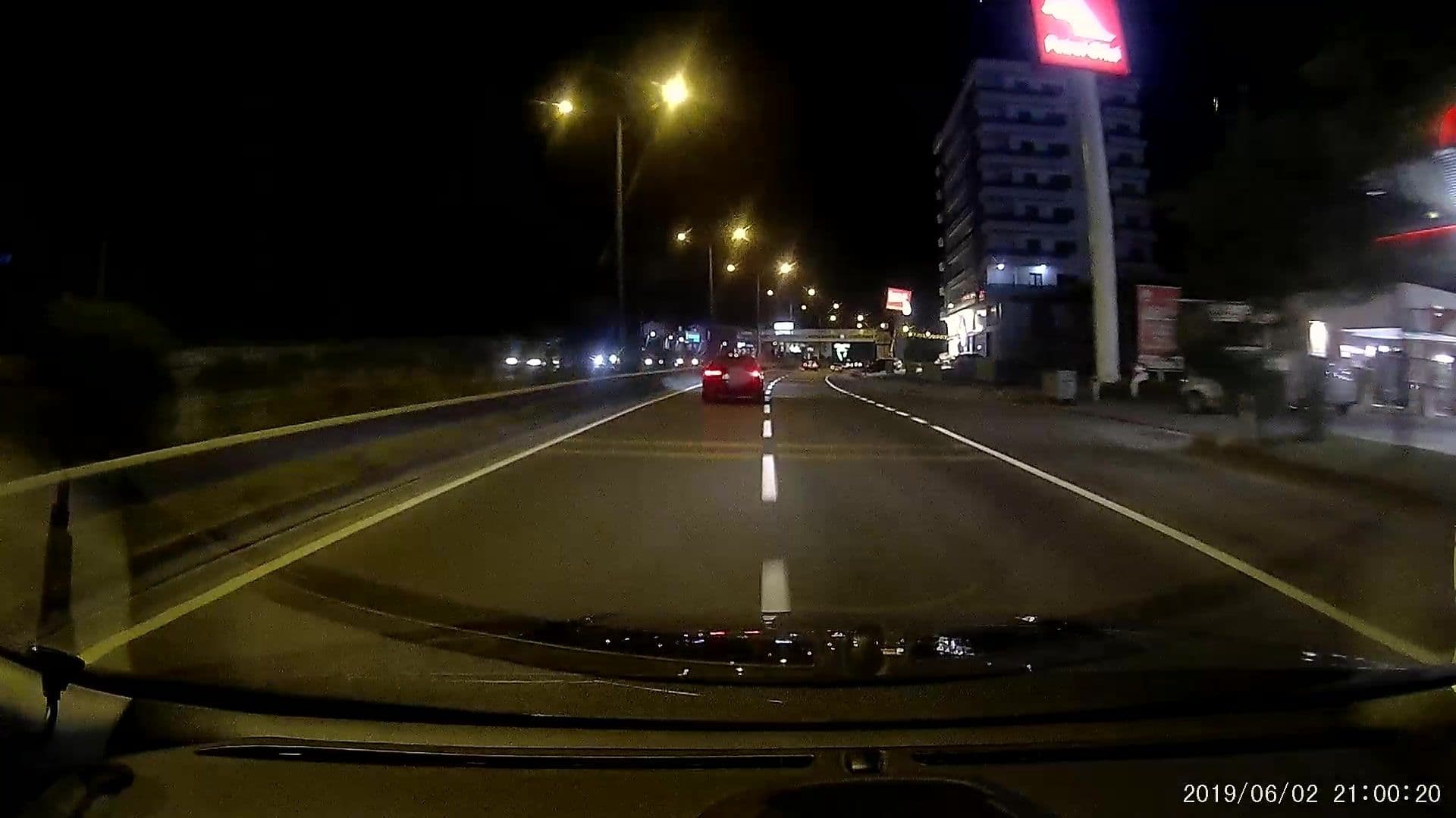 Street view near Mell Boutıque Hotel, Yomra — © healixx (CC BY-SA · Mapillary)