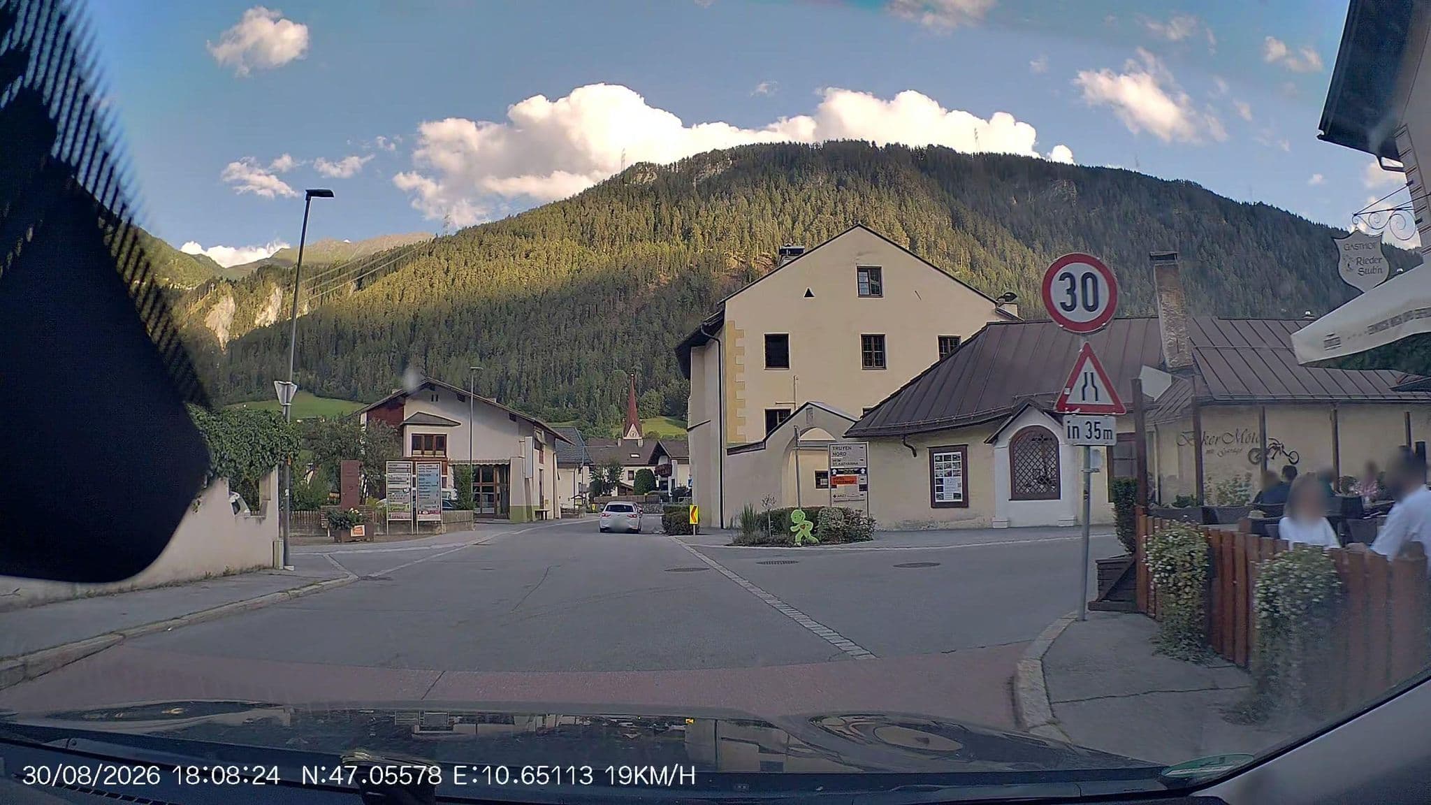 Street view near Stadlchalet, Ried im Oberinntal — © AR88 (CC BY-SA · Mapillary)