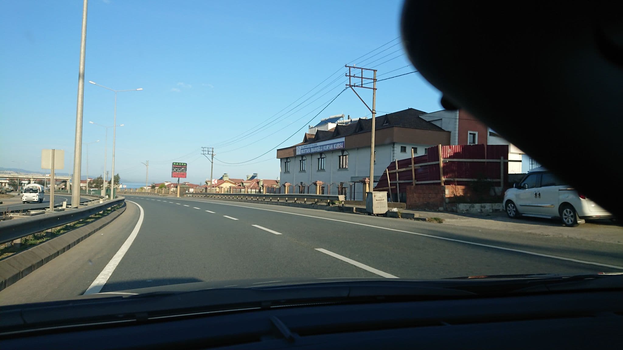 Street view near hotel lost, Arsin — © kubikanber (CC BY-SA · Mapillary)