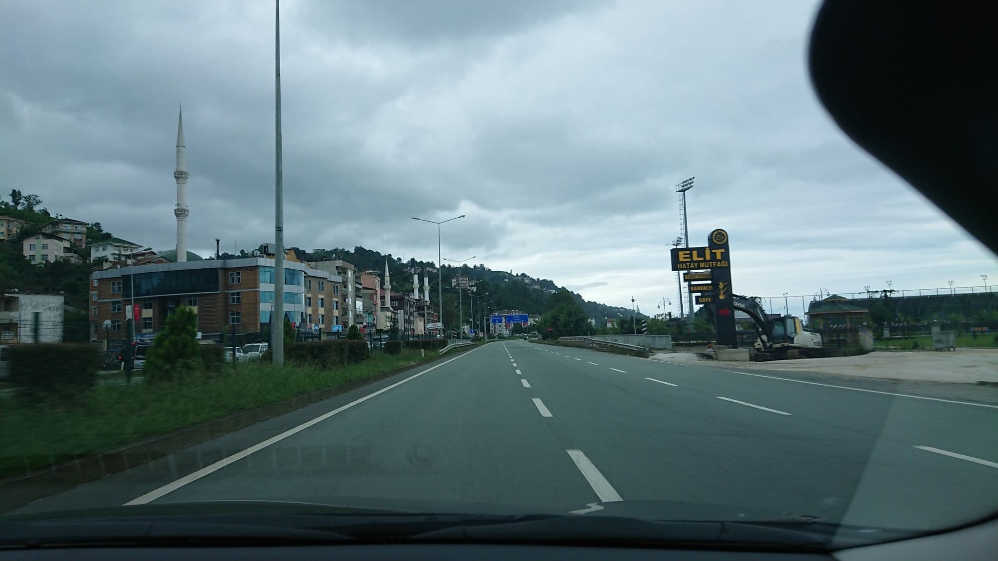 Street view near Kalegon Butik Hotel, İyidere — © kubikanber (CC BY-SA · Mapillary)