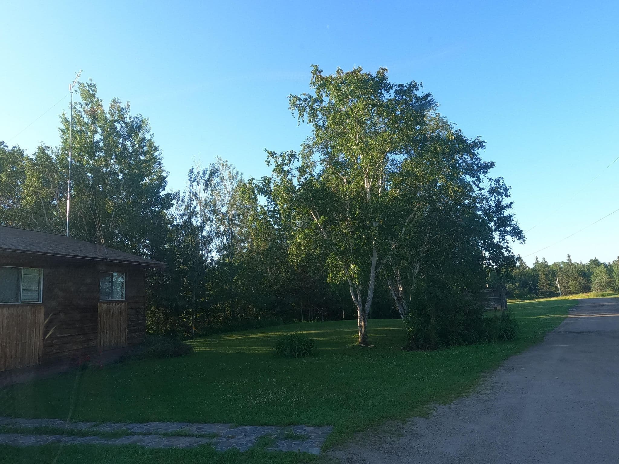 Street view near Birch Dale Lodge, Vermilion Bay — © rps333 (CC BY-SA · Mapillary)