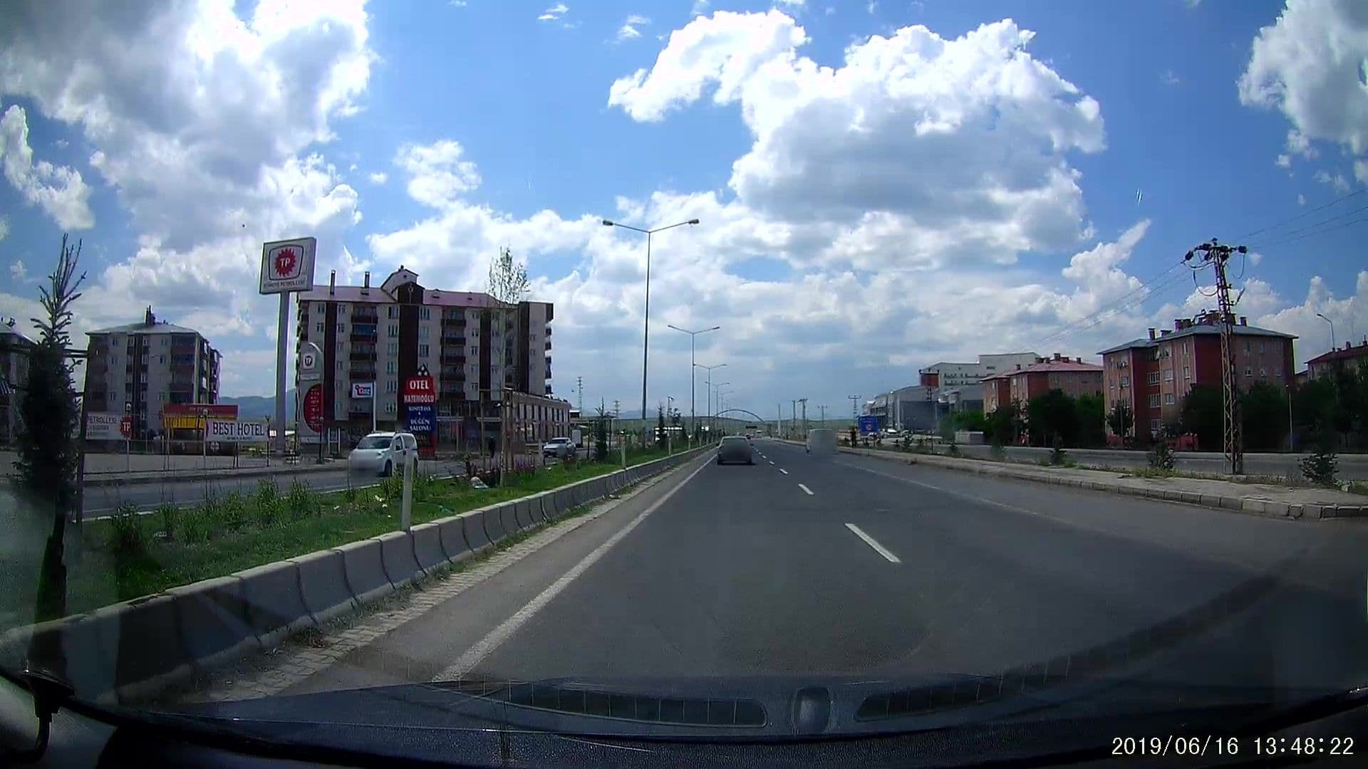 Street view near Ağri Best Hotel, Ağrı — © healixx (CC BY-SA · Mapillary)