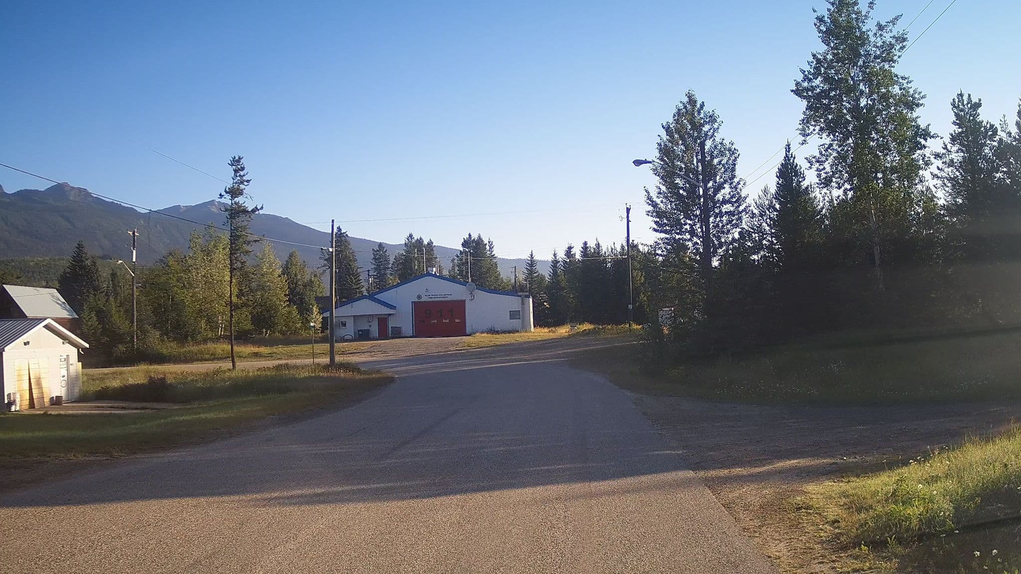 Street view near Blue Jewel Cabin, Valemount — © rps333 (CC BY-SA · Mapillary)