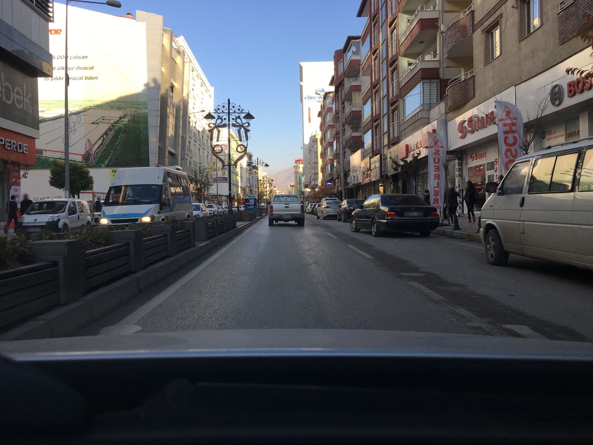 Street view near Van Life Otel, Van — © kaymakam (CC BY-SA · Mapillary)