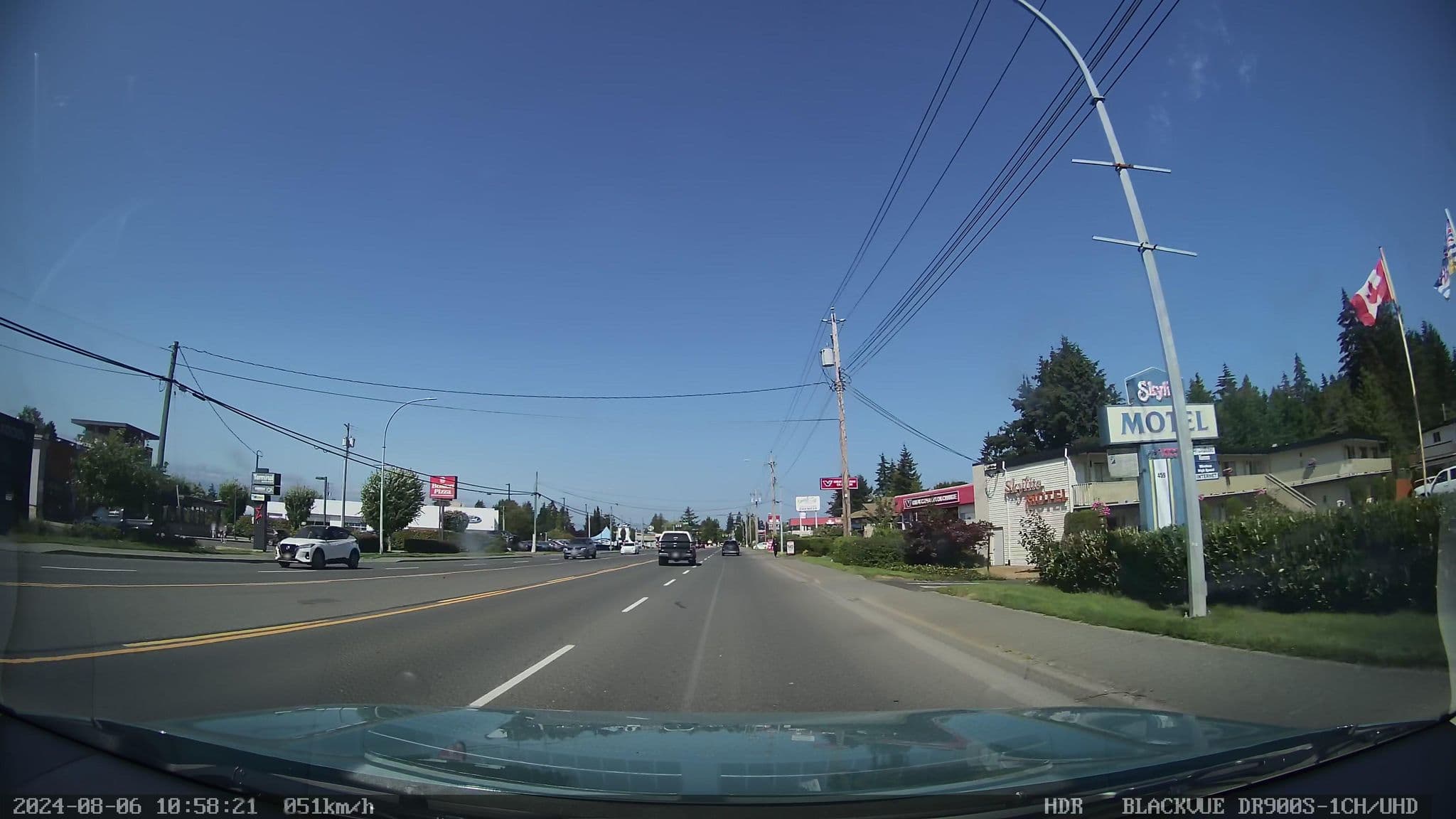 Street view near Skylite Motel, Parksville — © davidmetcalfe (CC BY-SA · Mapillary)