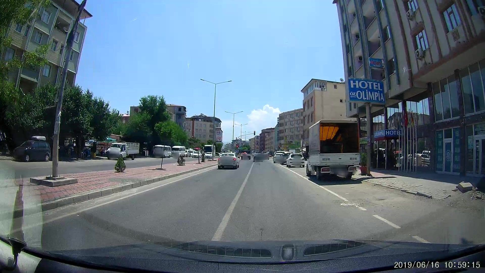 Street view near Otel Olimpia, Iğdır — © healixx (CC BY-SA · Mapillary)
