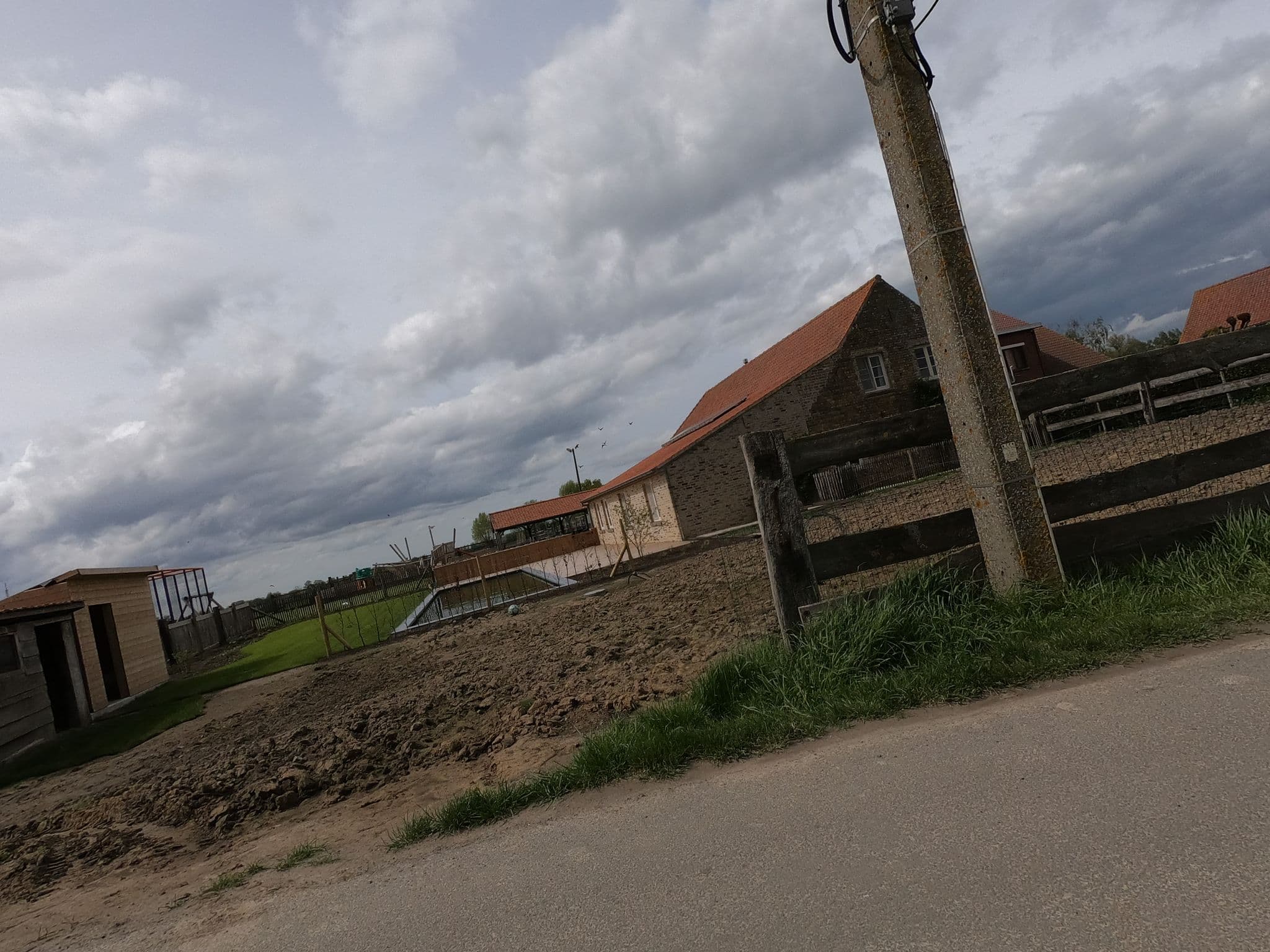 Street view near Vakantiehoeve Schraevenacker, Oostvleteren — © jakka (CC BY-SA · Mapillary)