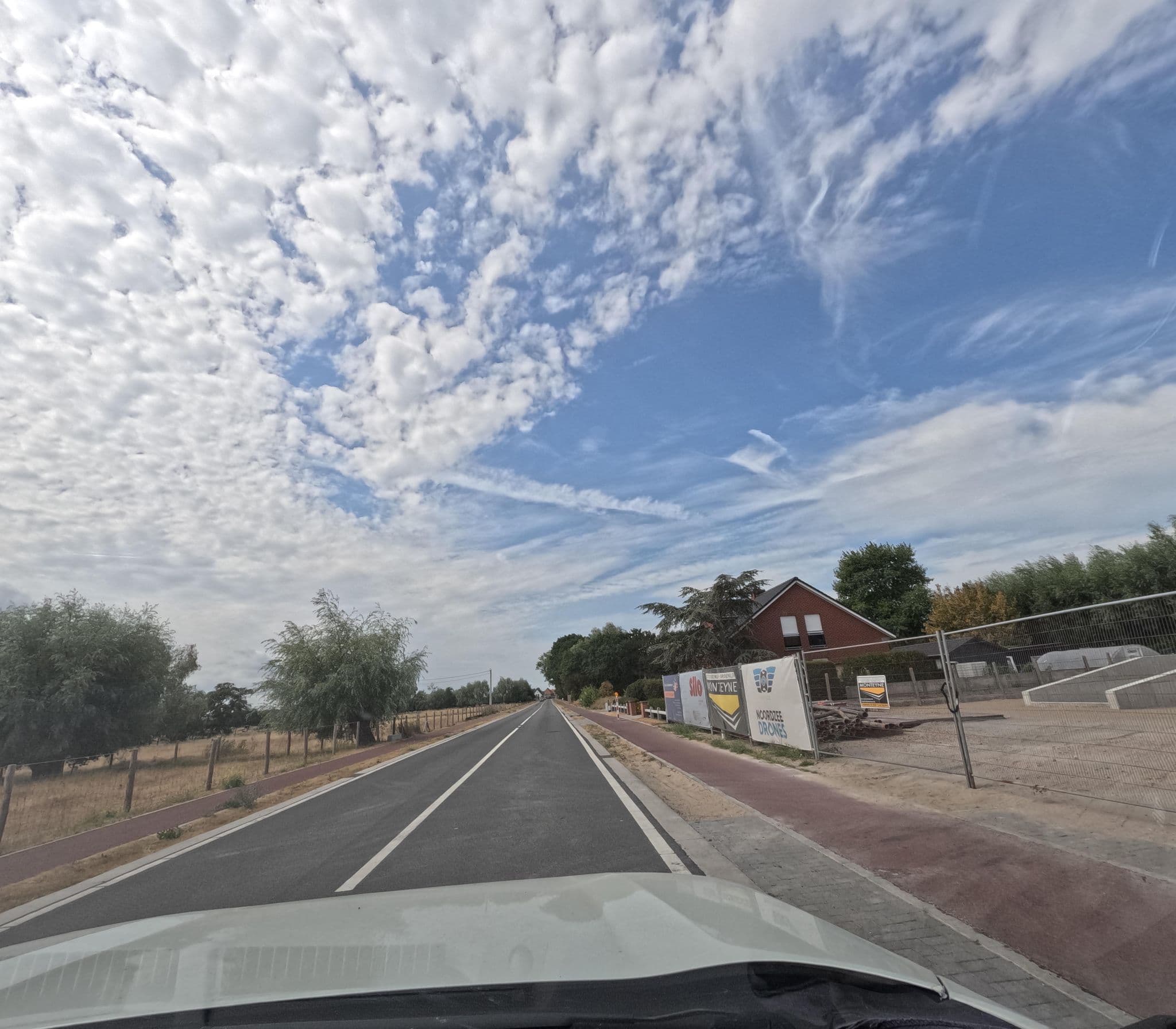 Street view near Cottage 855, Oostduinkerke — © filipc (CC BY-SA · Mapillary)