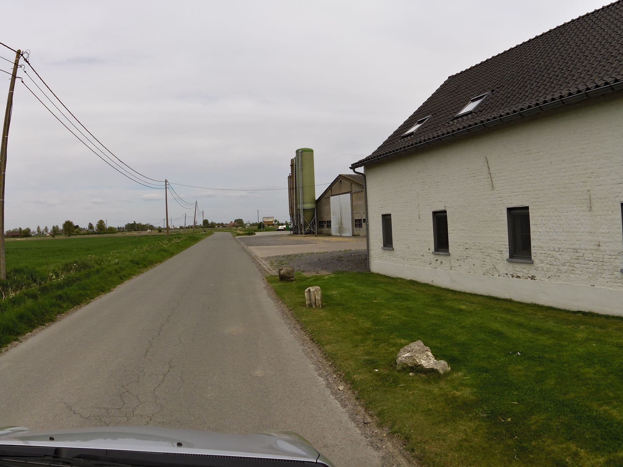 Street view near Blauwhof Vakantiehoeve, Veurne — © zors1843 (CC BY-SA · Mapillary)