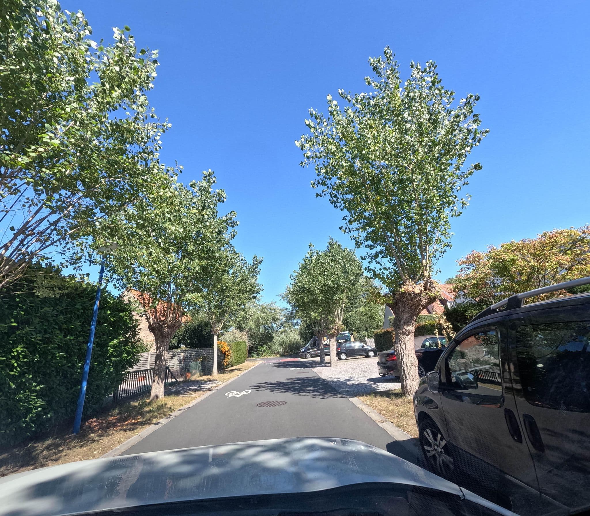 Street view near Het Zandkasteel van Vache, Oostduinkerke — © filipc (CC BY-SA · Mapillary)