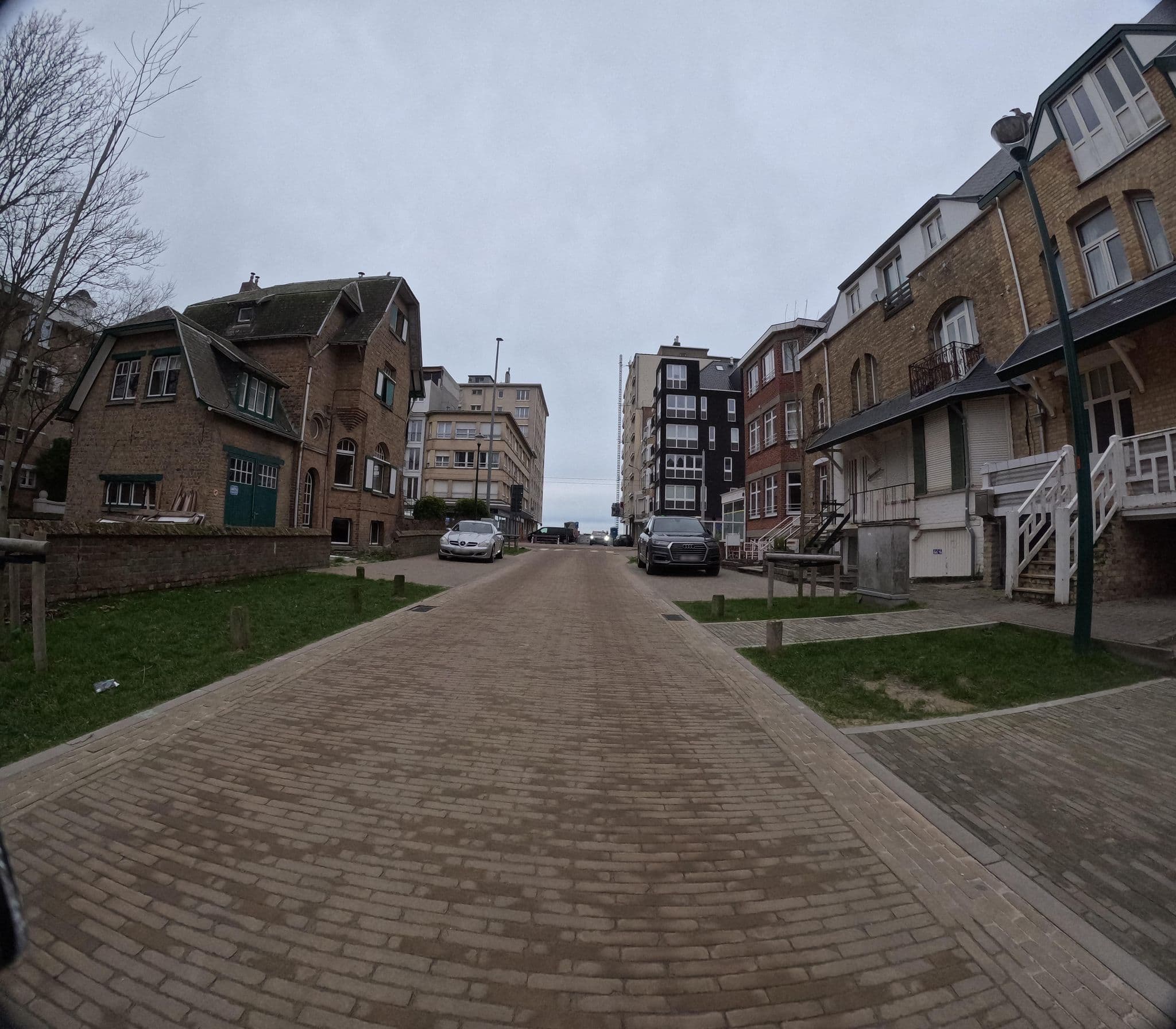 Street view near Vakantiewoning "Het huis van Amelie", De Panne — © filipc (CC BY-SA · Mapillary)
