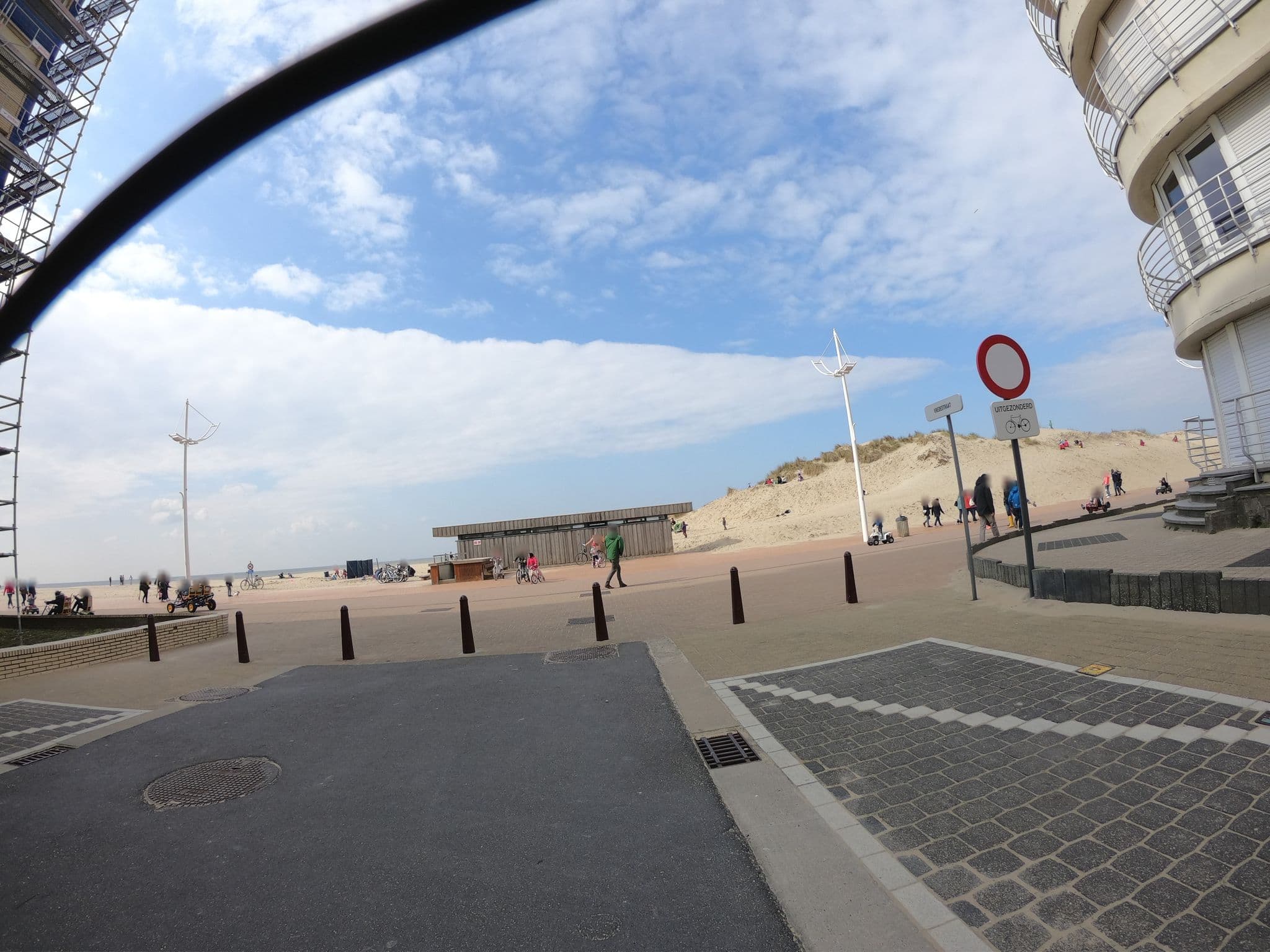 Street view near Valparaiso Residence, Koksijde — © filipc (CC BY-SA · Mapillary)