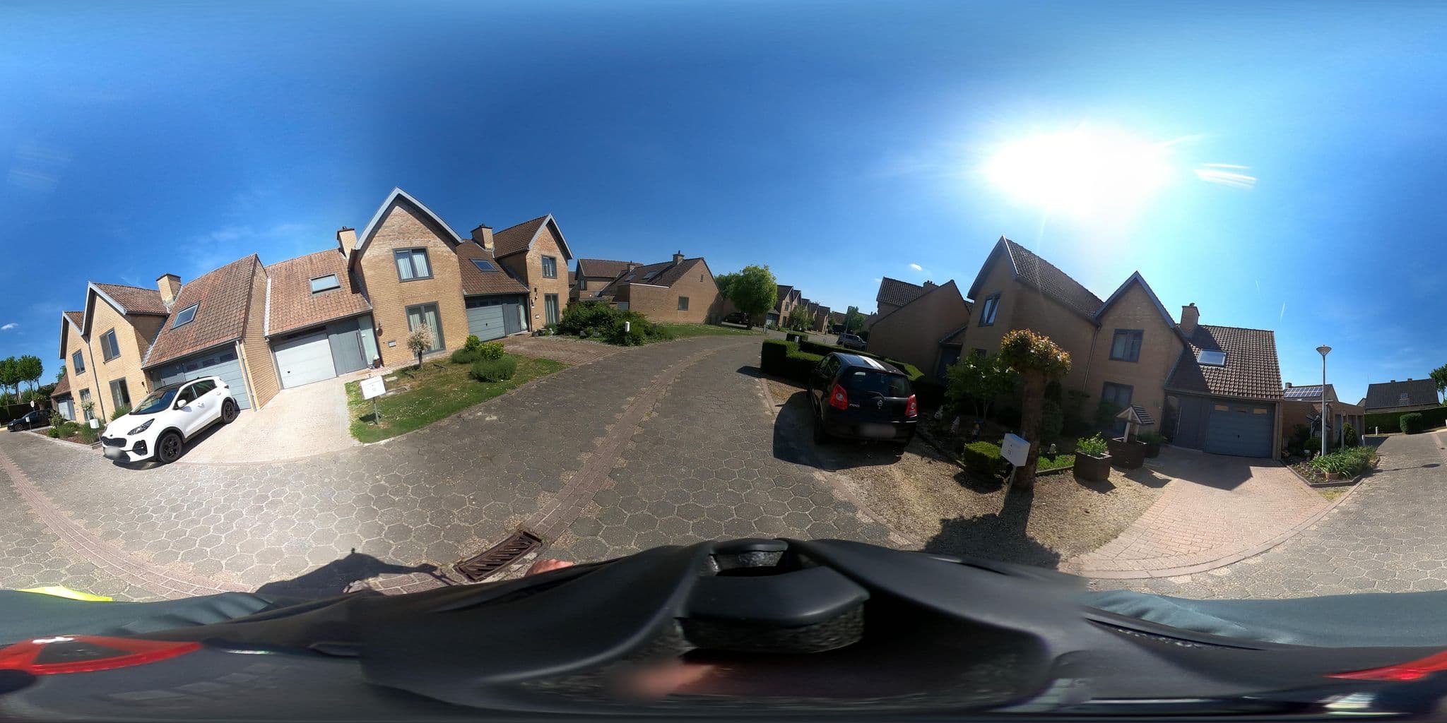 Street view near Lisa's kamer, Lo — © LoReninge (CC BY-SA · Mapillary)