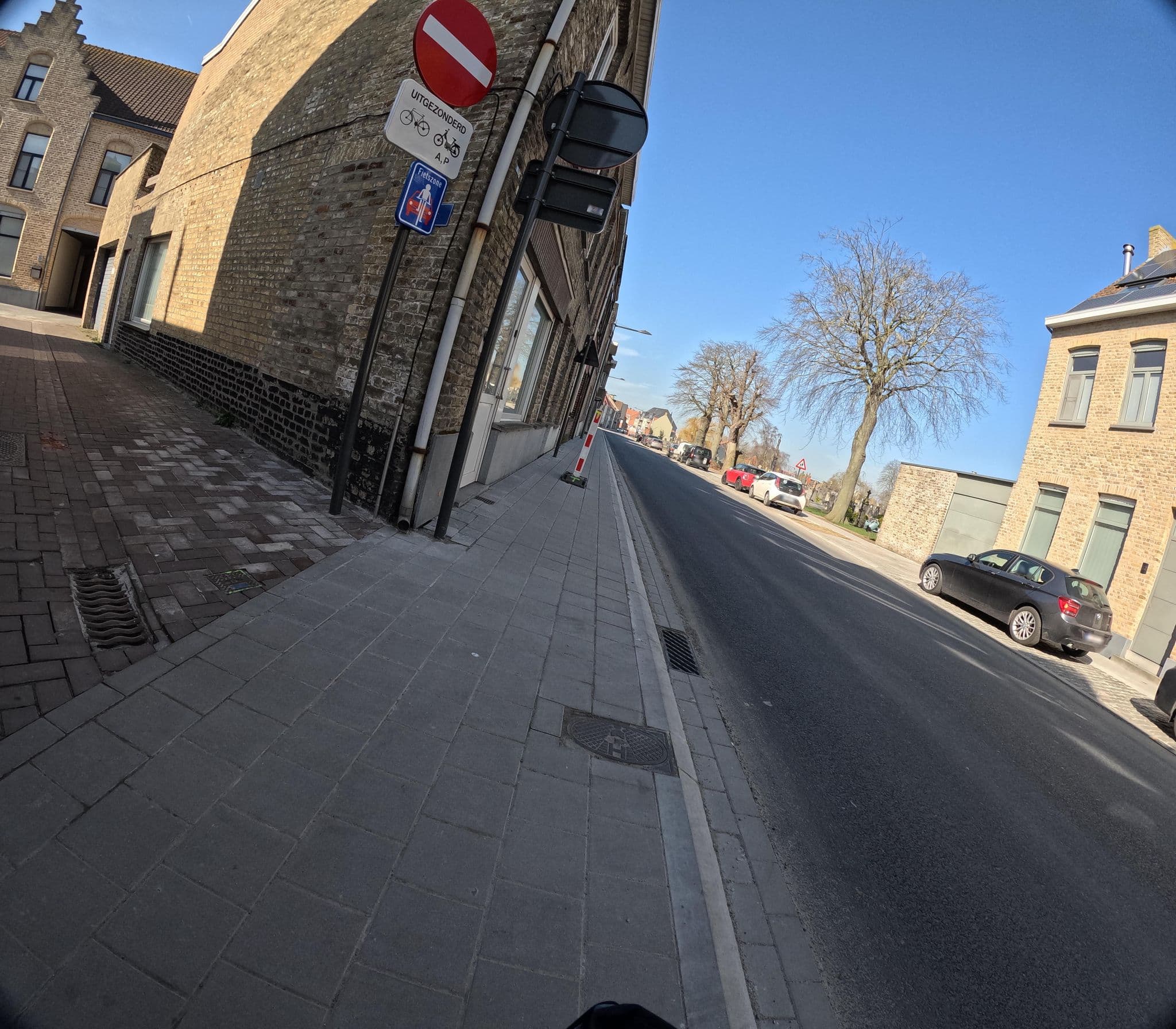 Street view near De Loft, Veurne — © filipc (CC BY-SA · Mapillary)